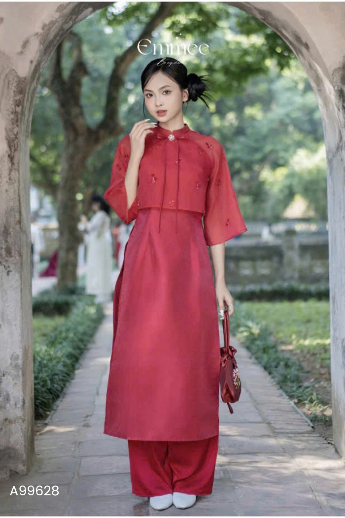 NEWTAG Áo dài đỏ EMMEE phối voan đính cườm