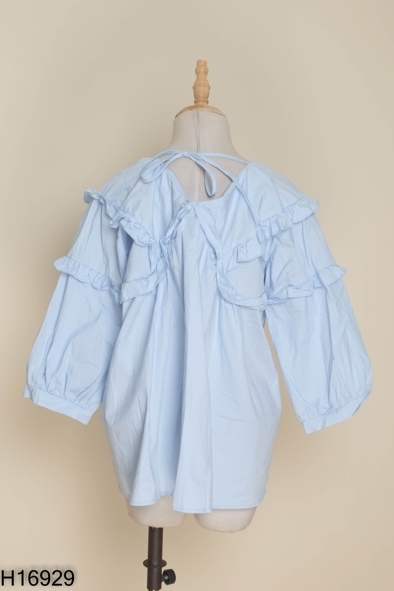 Áo kiểu xanh cổ bèo