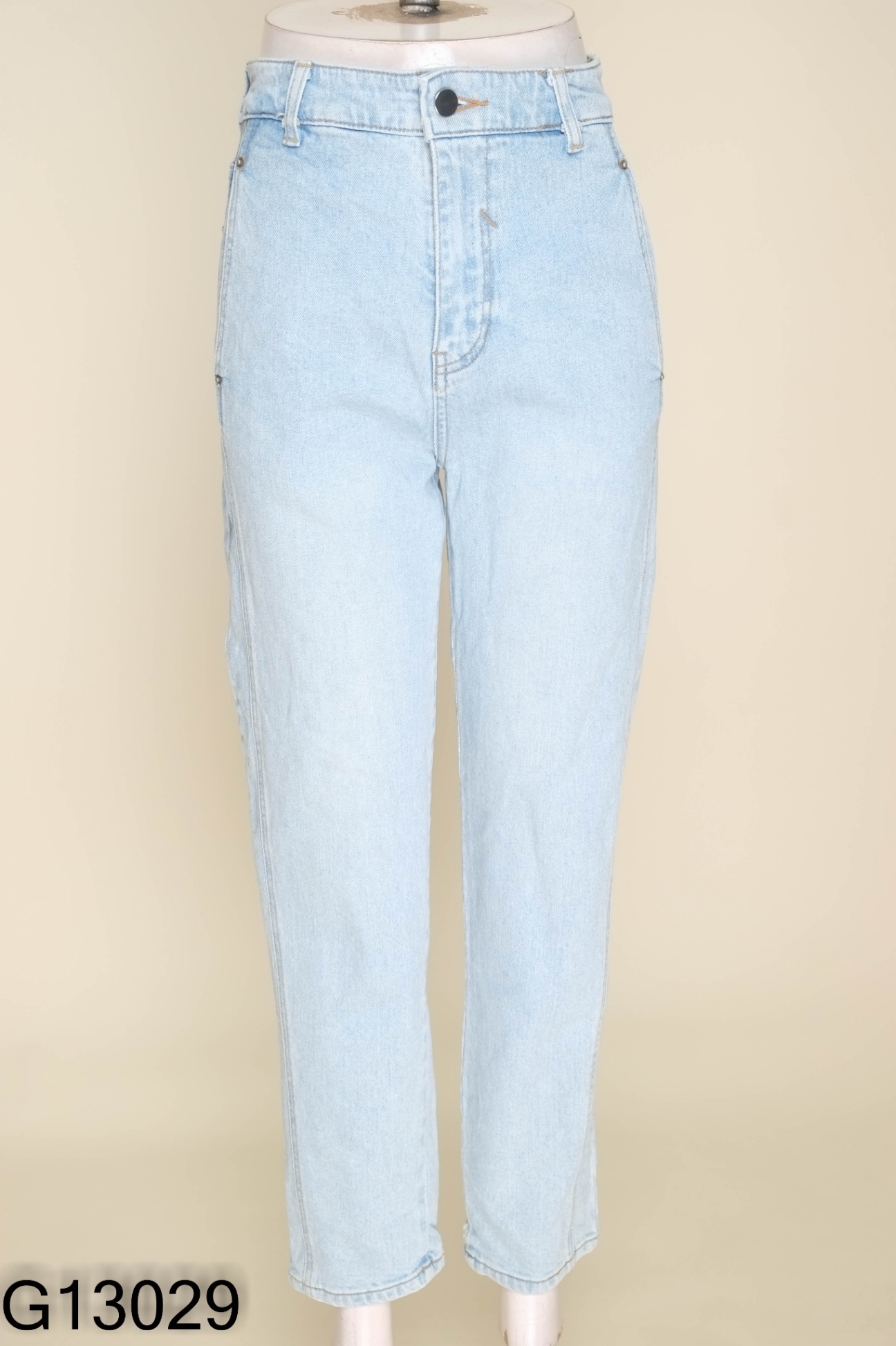 Quần jeans trơn xanh nhạt