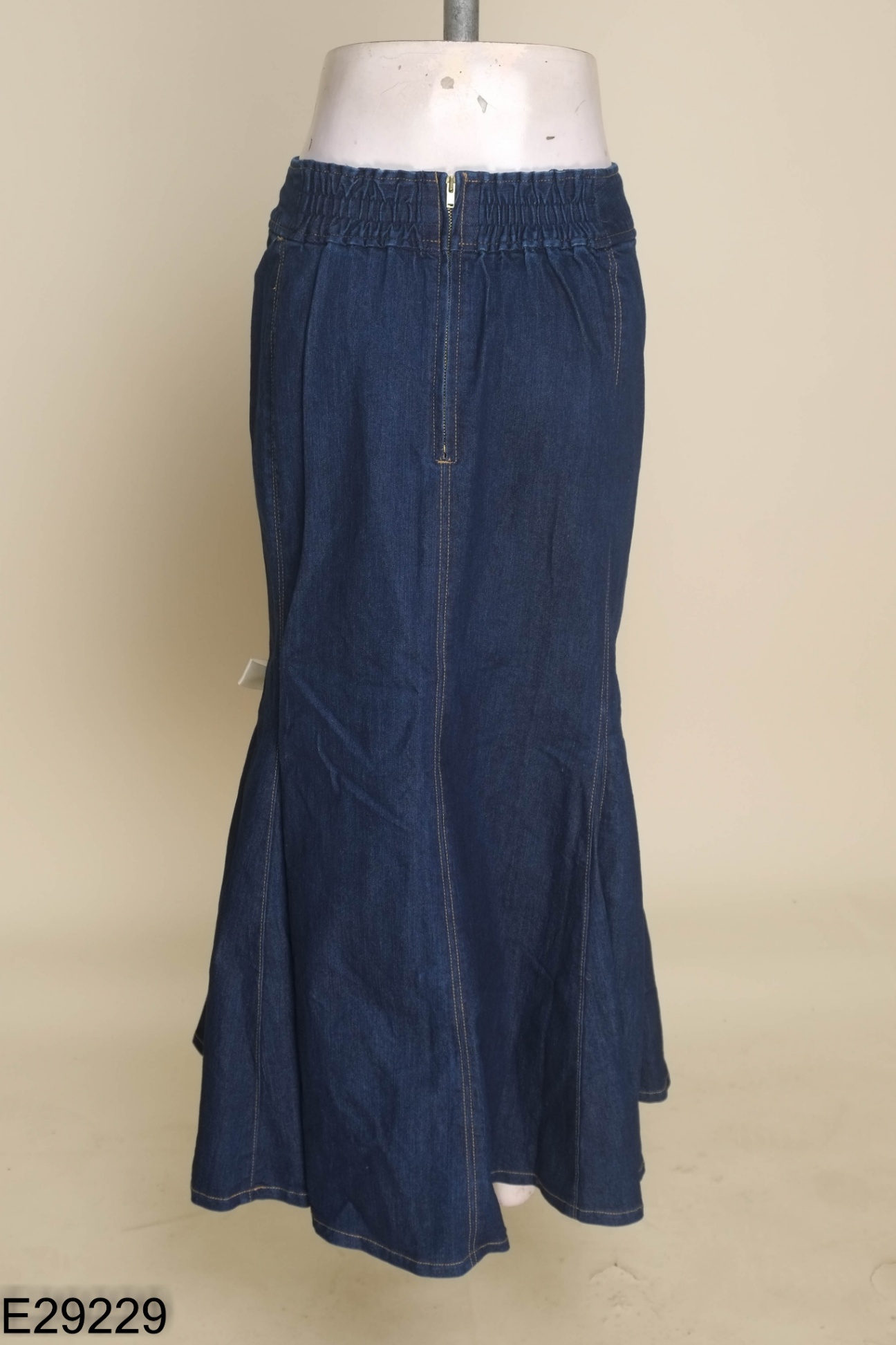 Chân váy GU jeans xanh phối nơ