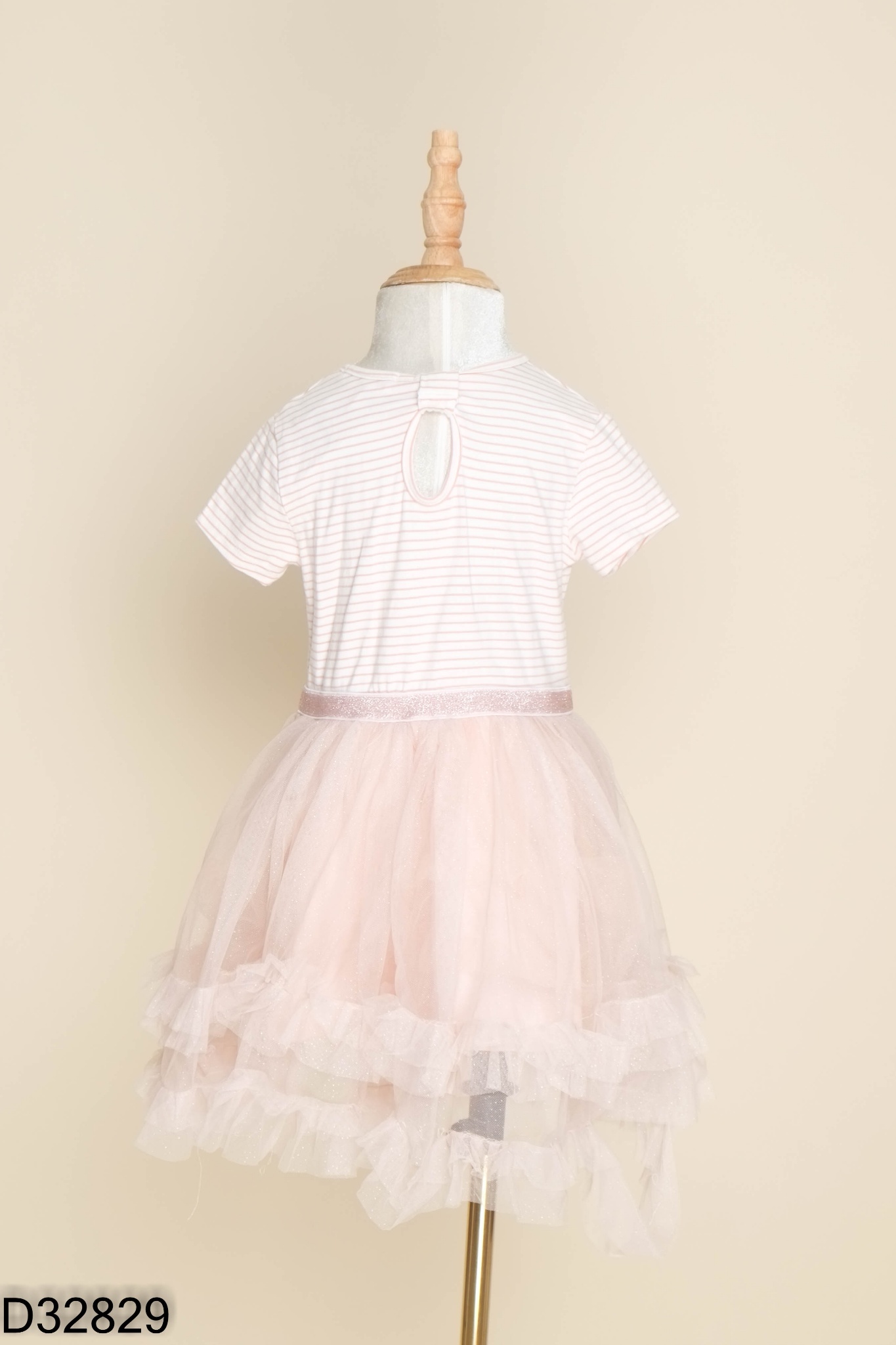 Váy hồng kẻ phối lưới KIDS