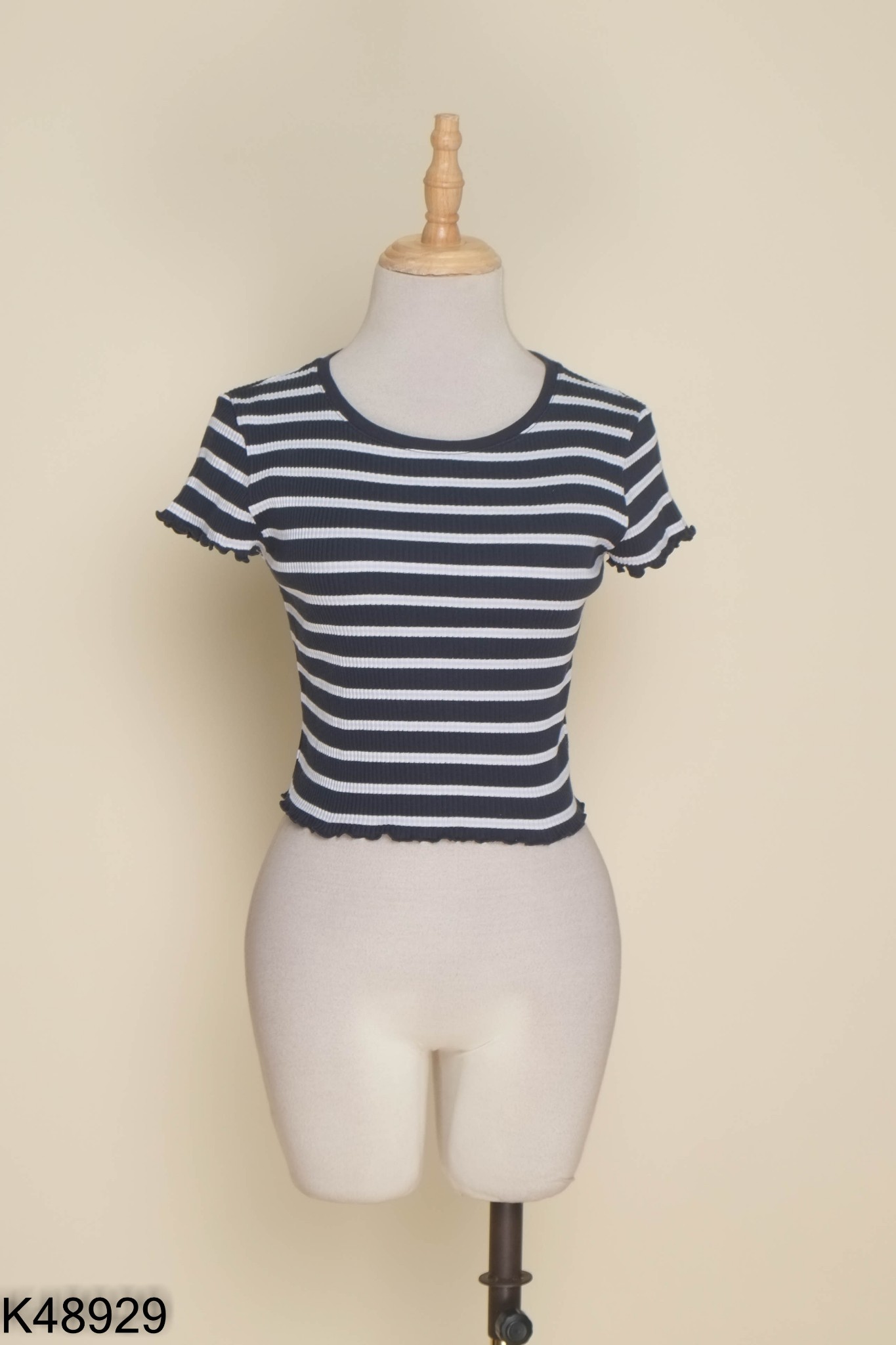 Áo UNIQLO xanh than kẻ