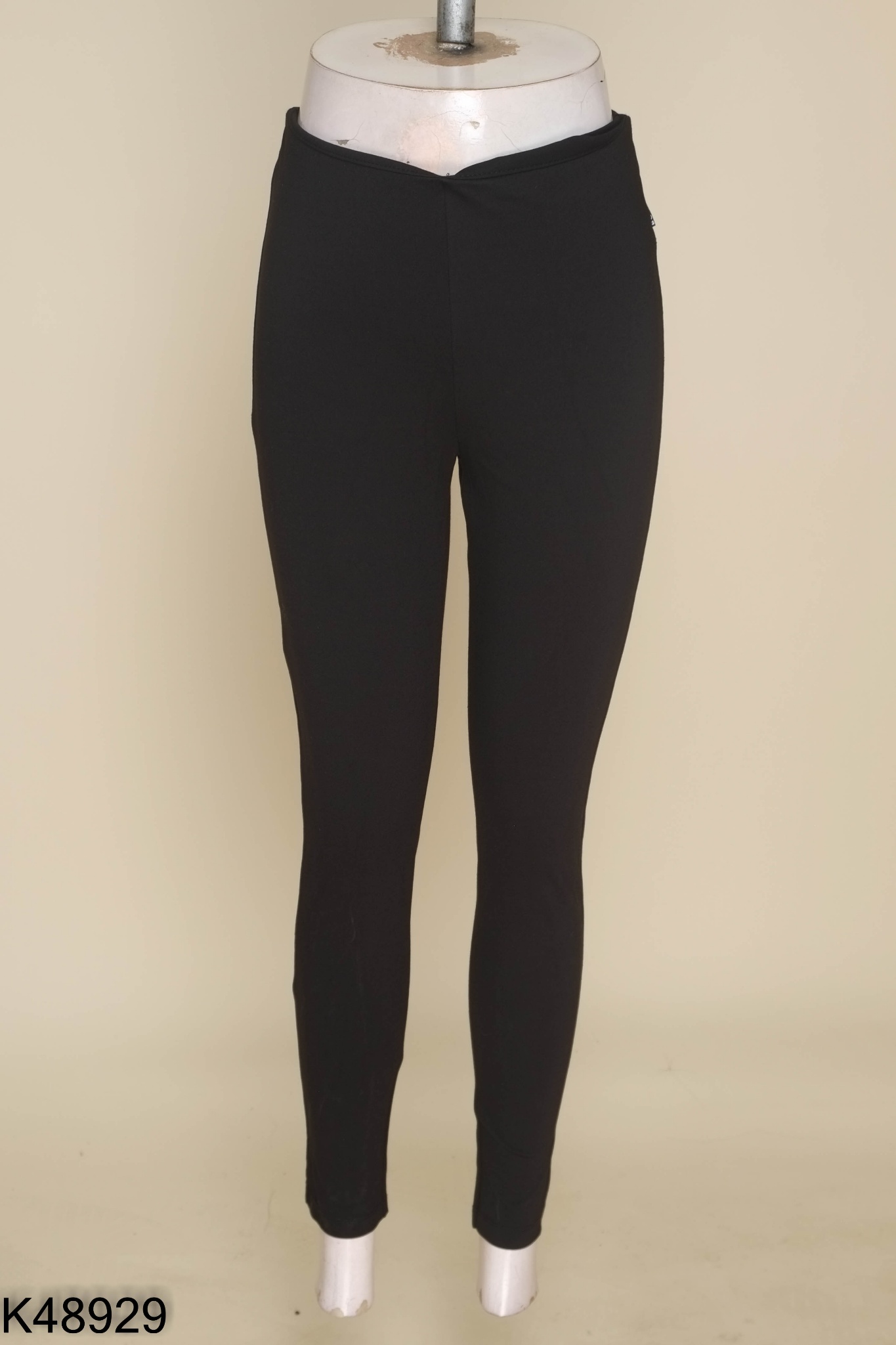 Quần legging BONGBANG đen