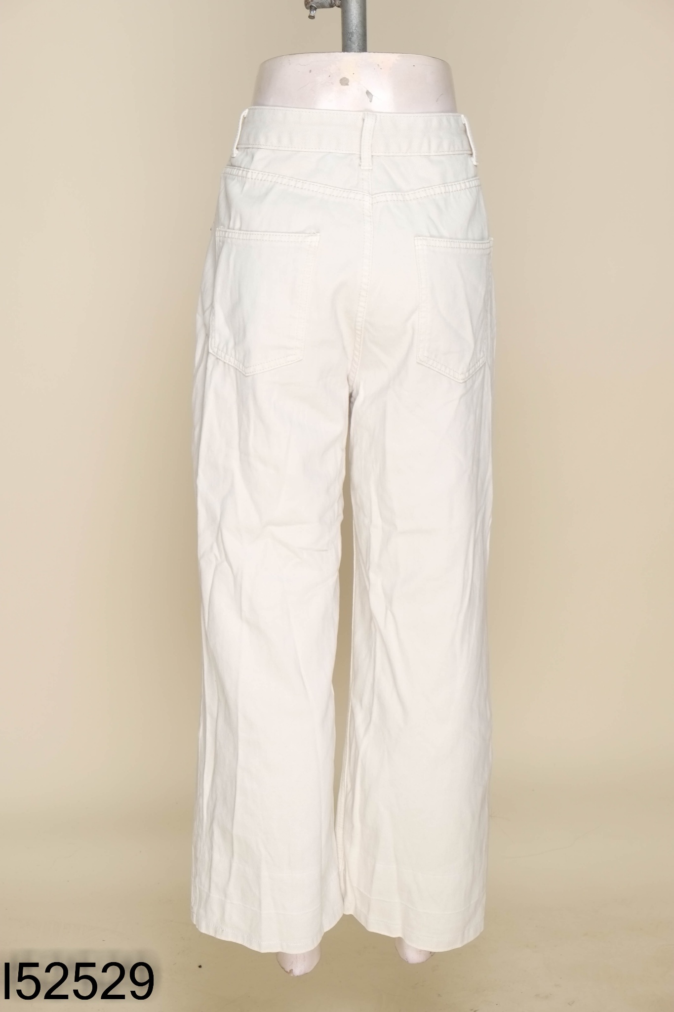 Quần jeans be trơn