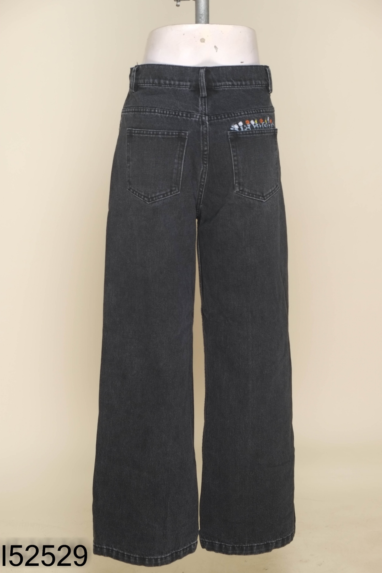 Quần jeans MADELEN đen thêu hoa