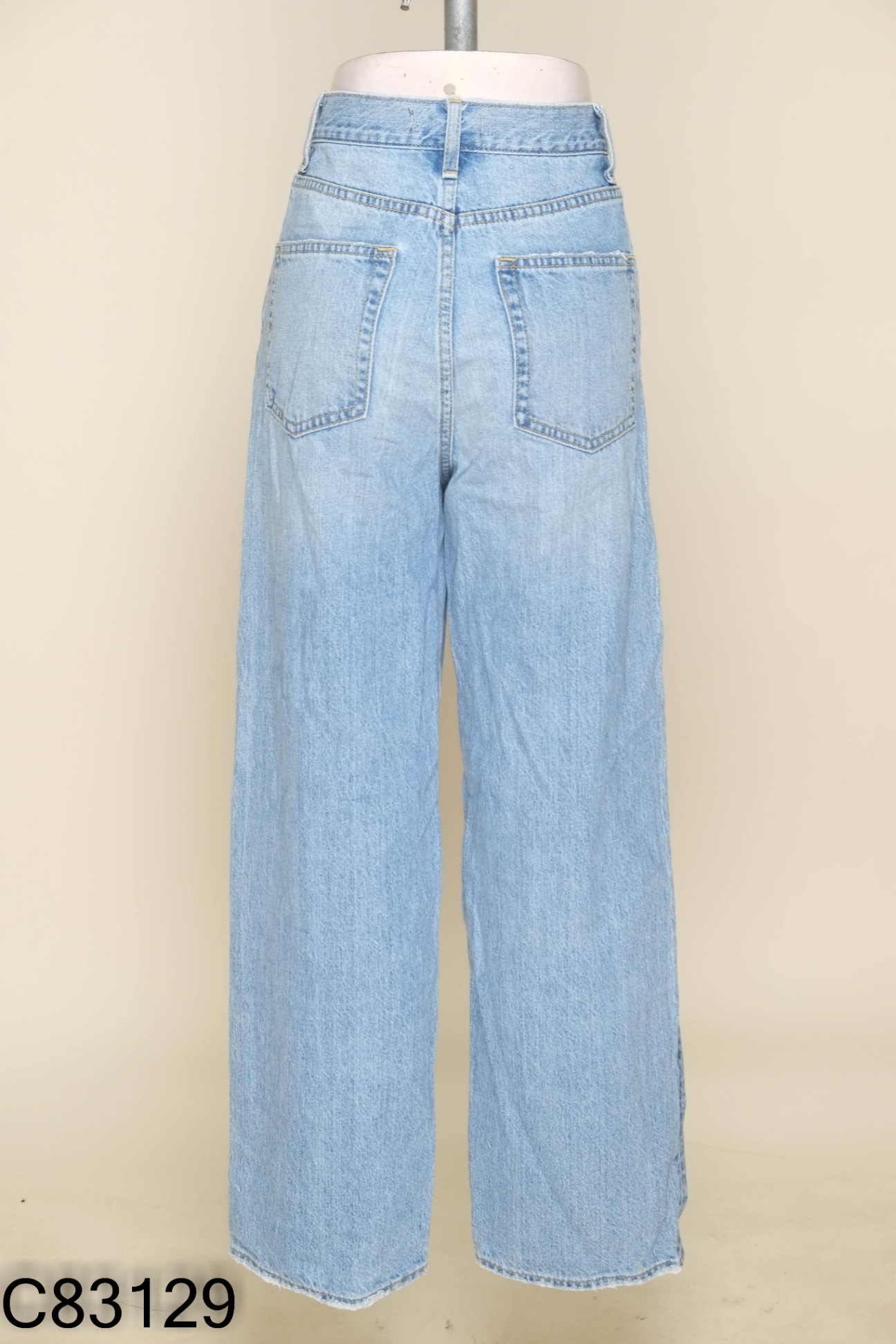 Quần jeans trơn xanh nhạt