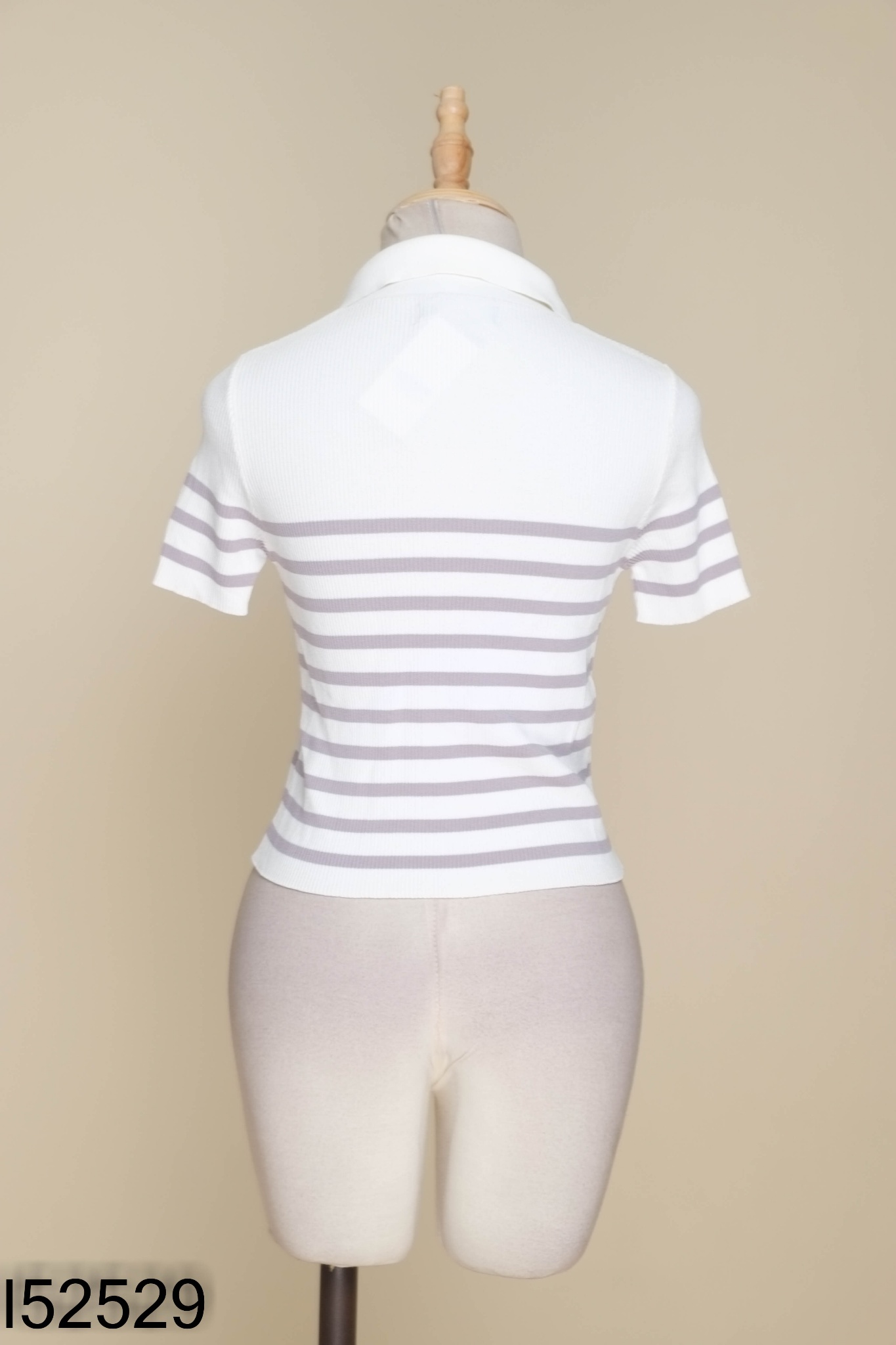Áo IVY MODA trắng kẻ xám
