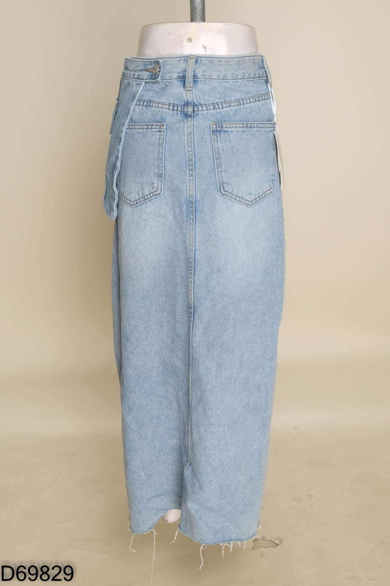 NEWTAG Chân váy jeans xanh nhạt