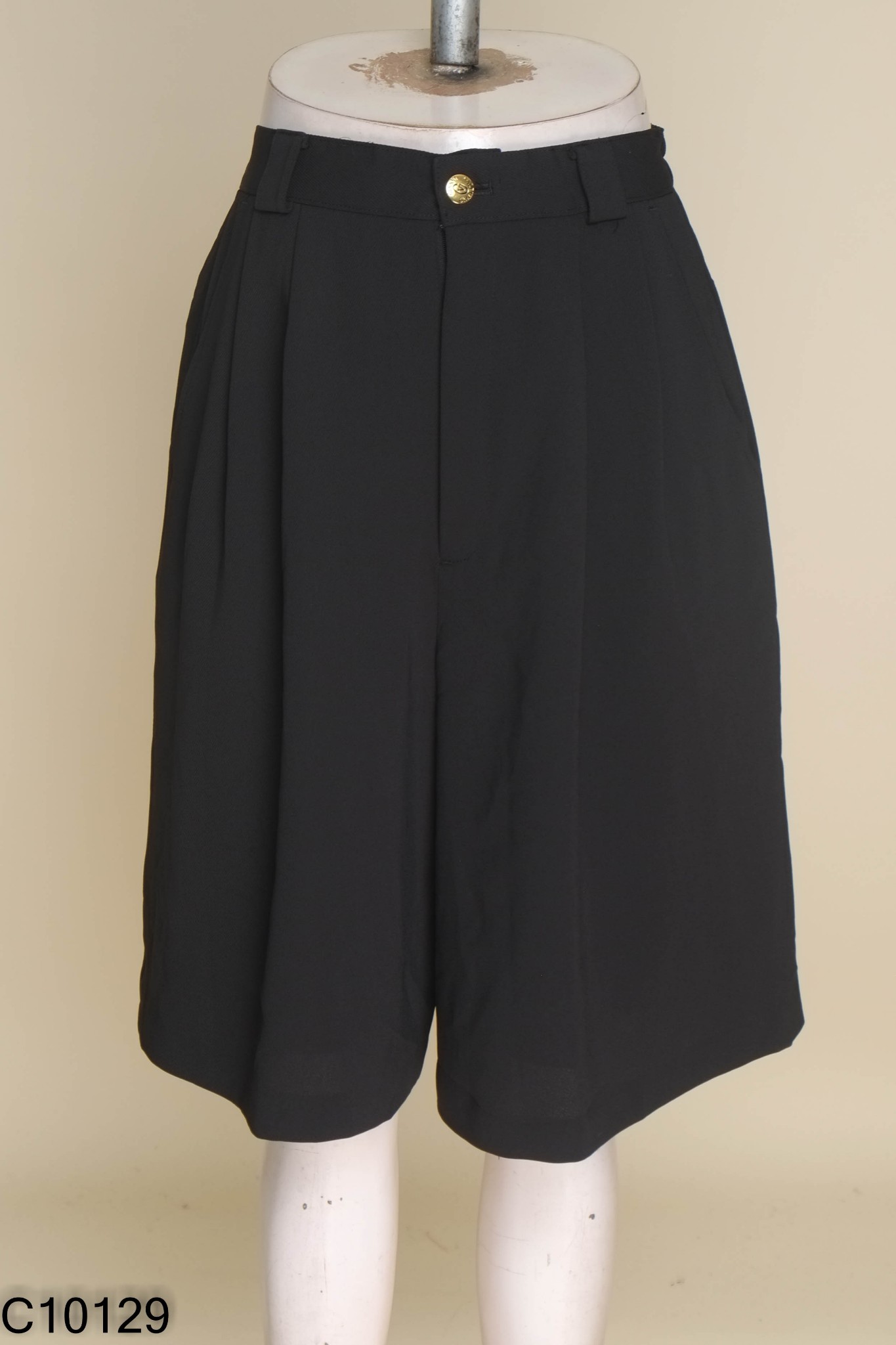 Quần culottes đen ống nhỡ