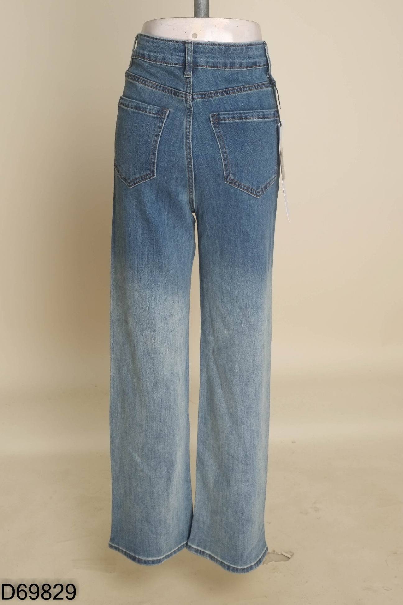 NEWTAG Quần jeans xanh thêu số