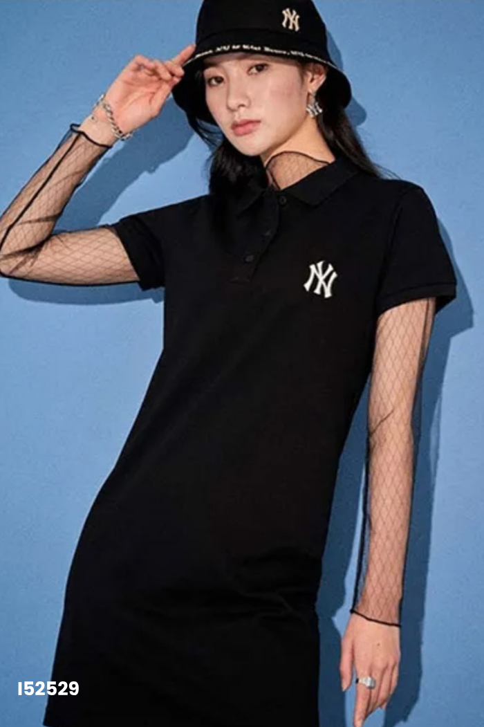 Váy polo MLB đen thêu chữ