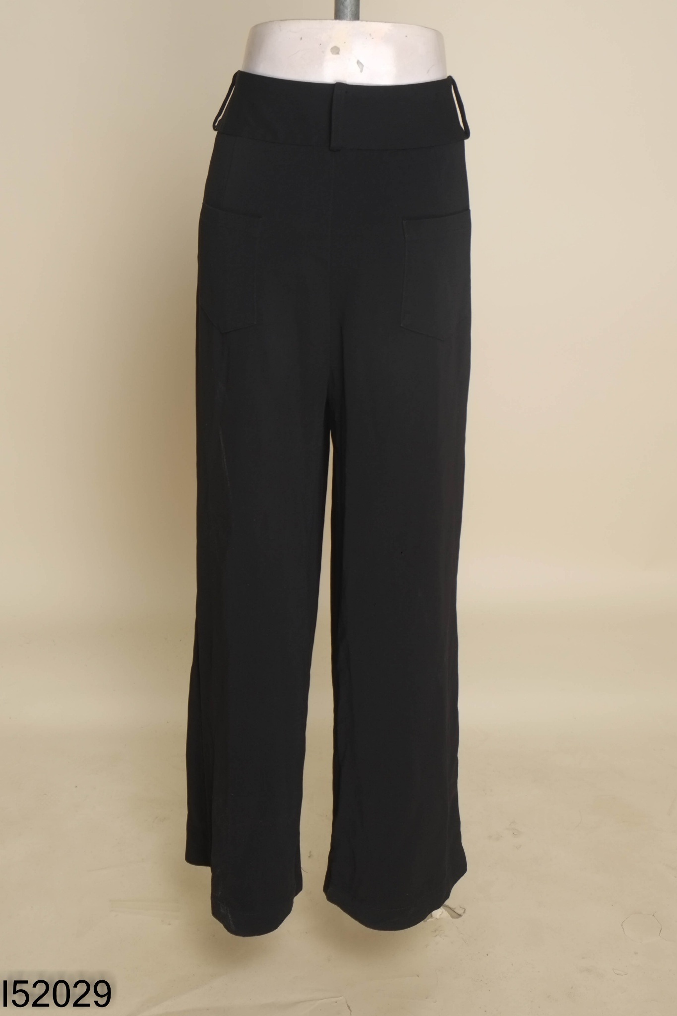 Quần TÍ NGOAN culottes đen