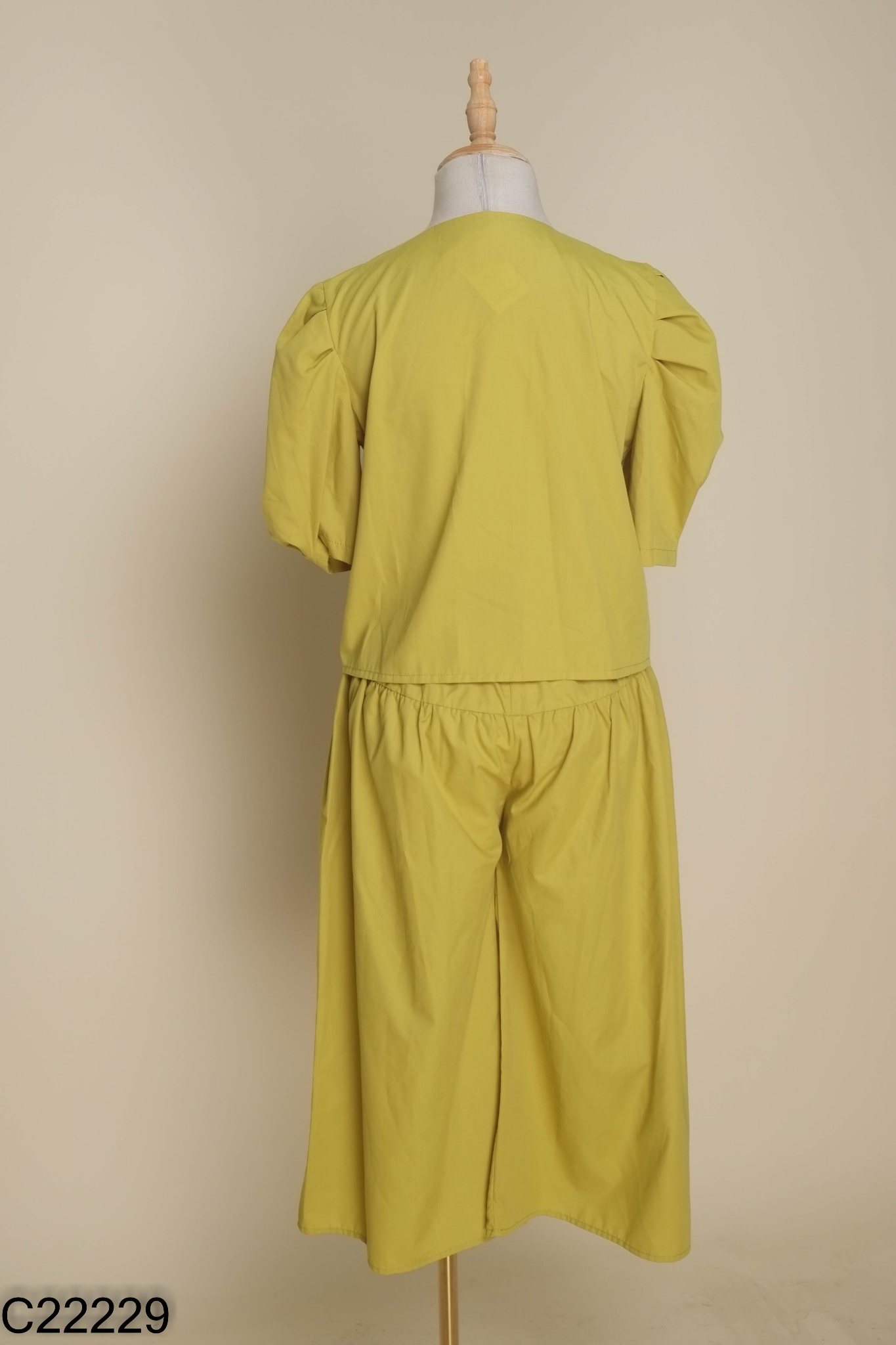 SET Áo xanh phối khuy + quần dài