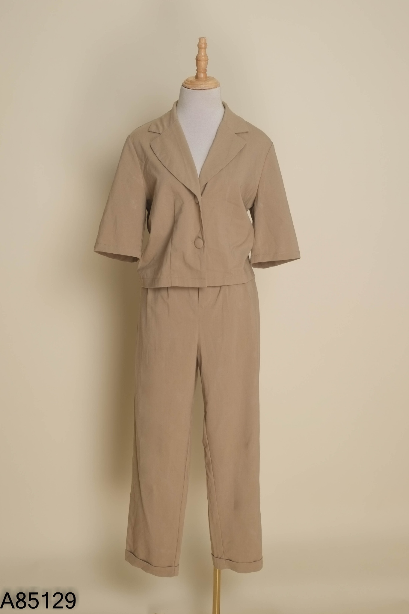 Set Áo be cổ vest phối cúc + quần dài