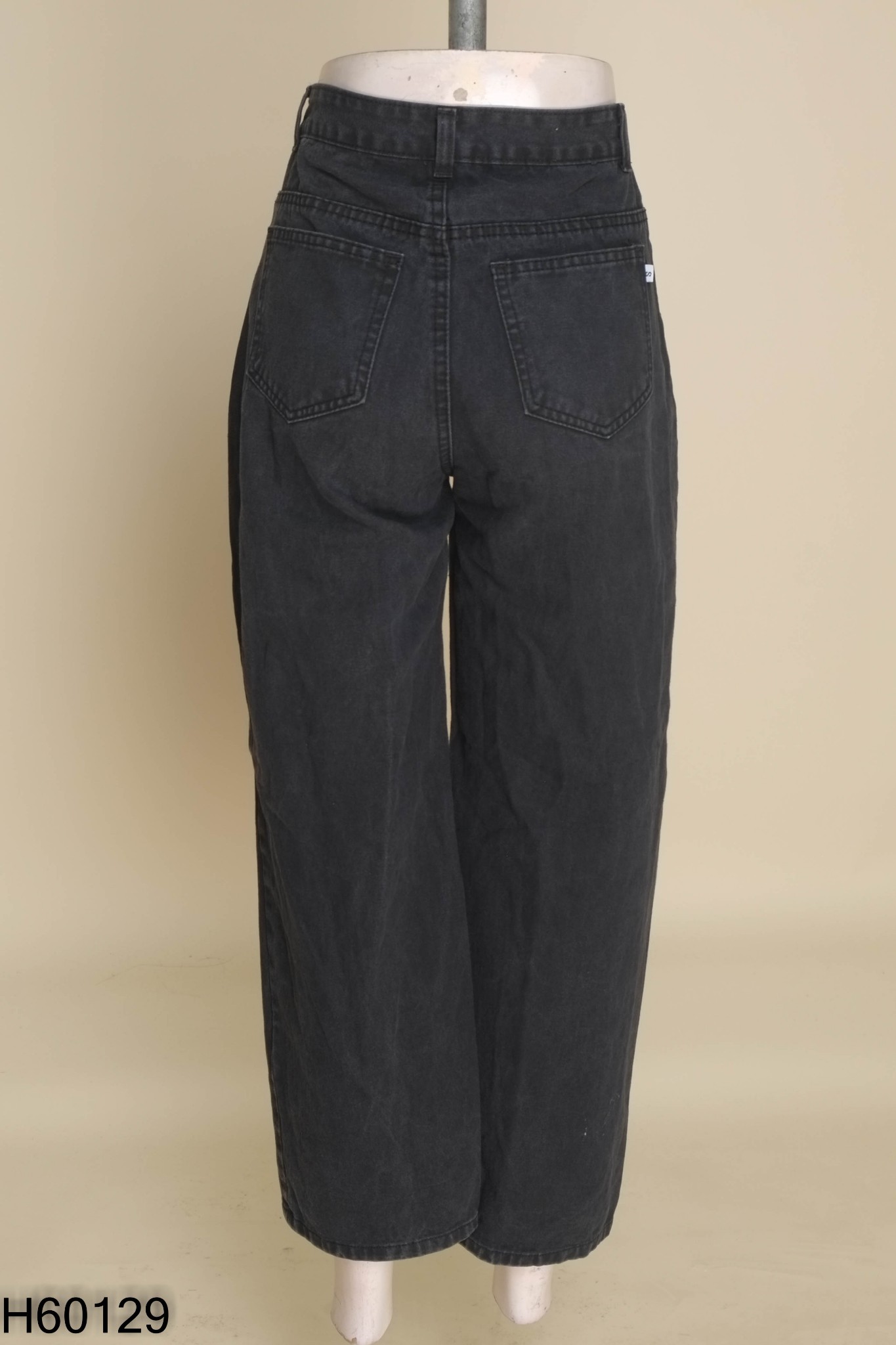 Quần jeans xám đen