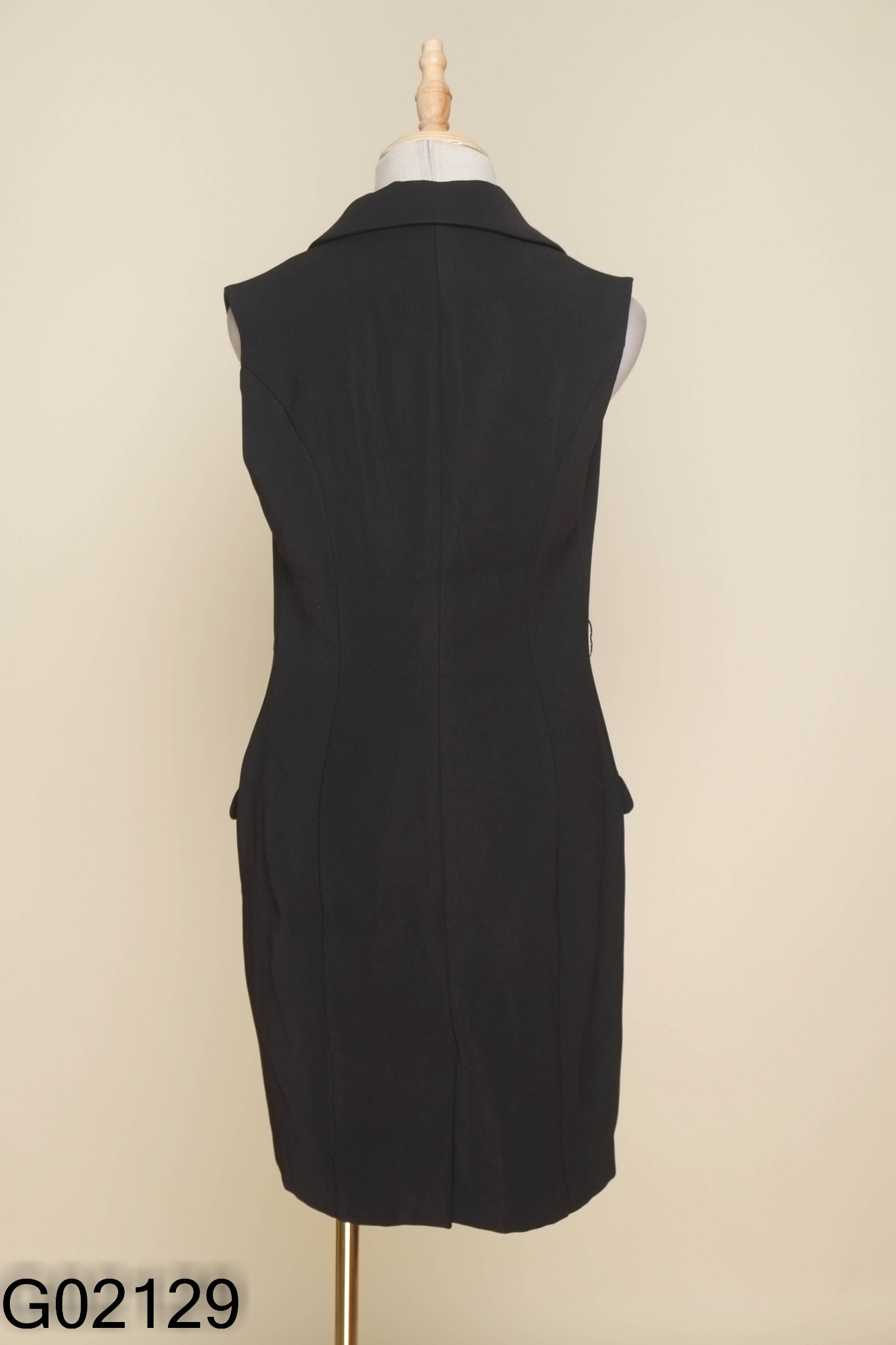 Áo gile đen PANTIO cổ vest dài