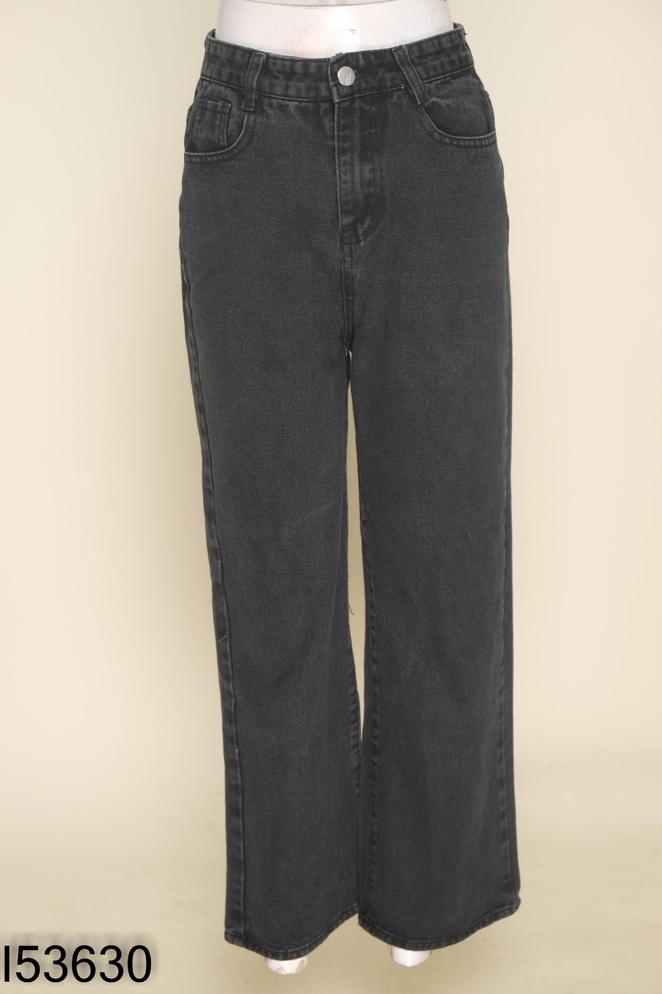 Quần jeans đen trơn