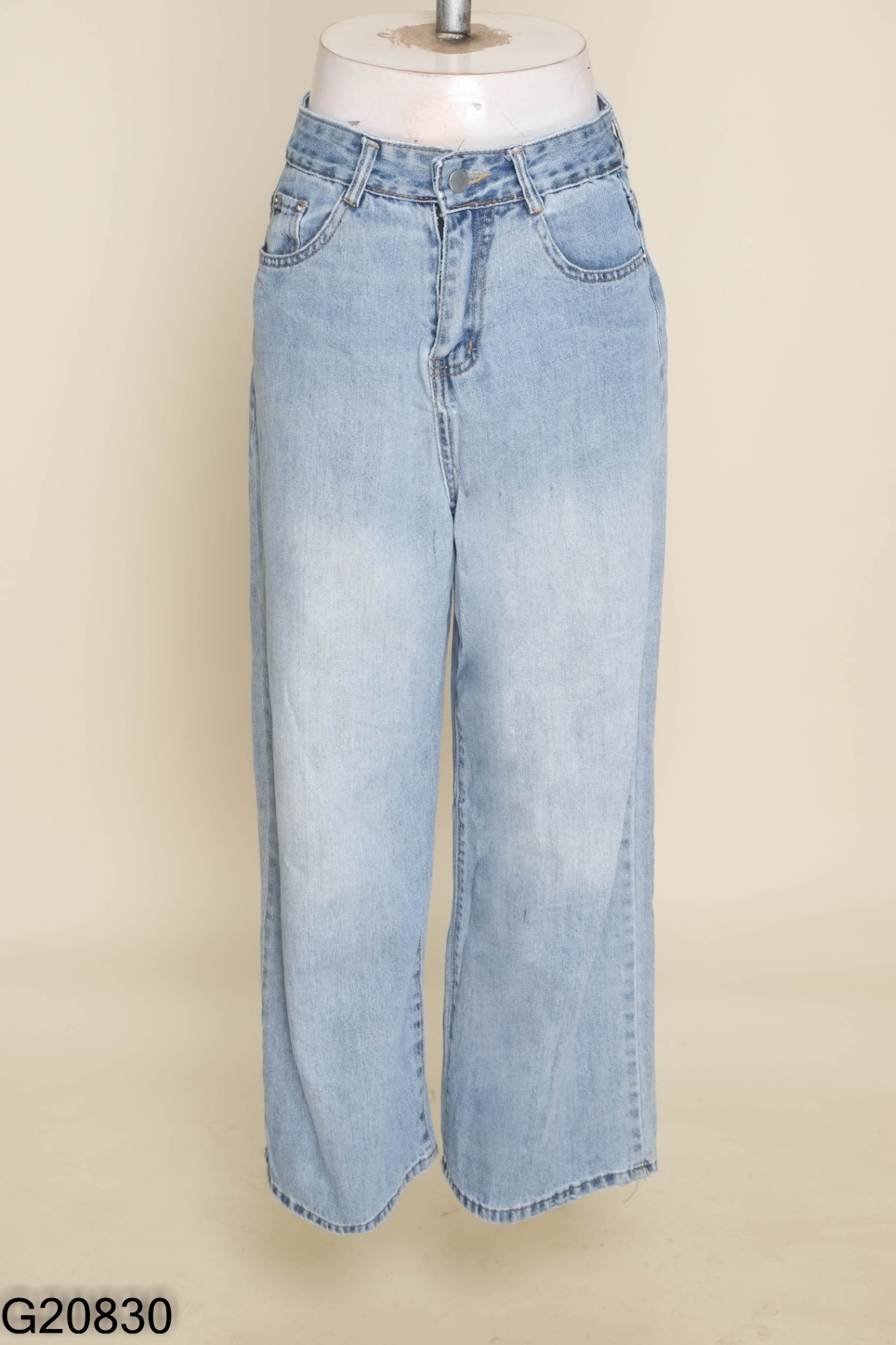 Quần jeans trơn xanh nhạt