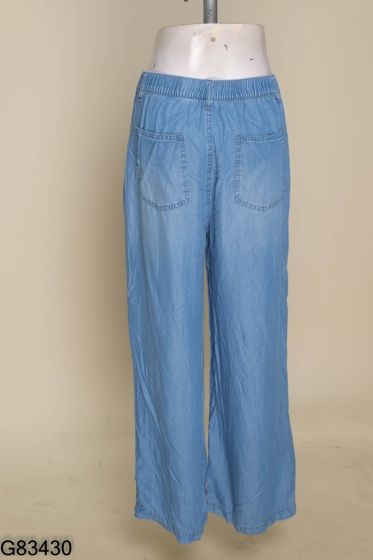 Quần jeans YODY xanh trơn (jeans mềm)