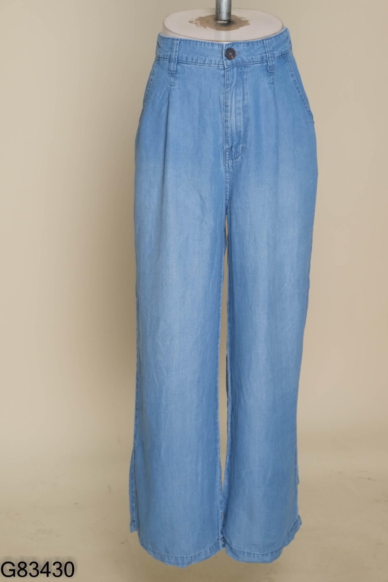 Quần jeans YODY xanh trơn (jeans mềm)