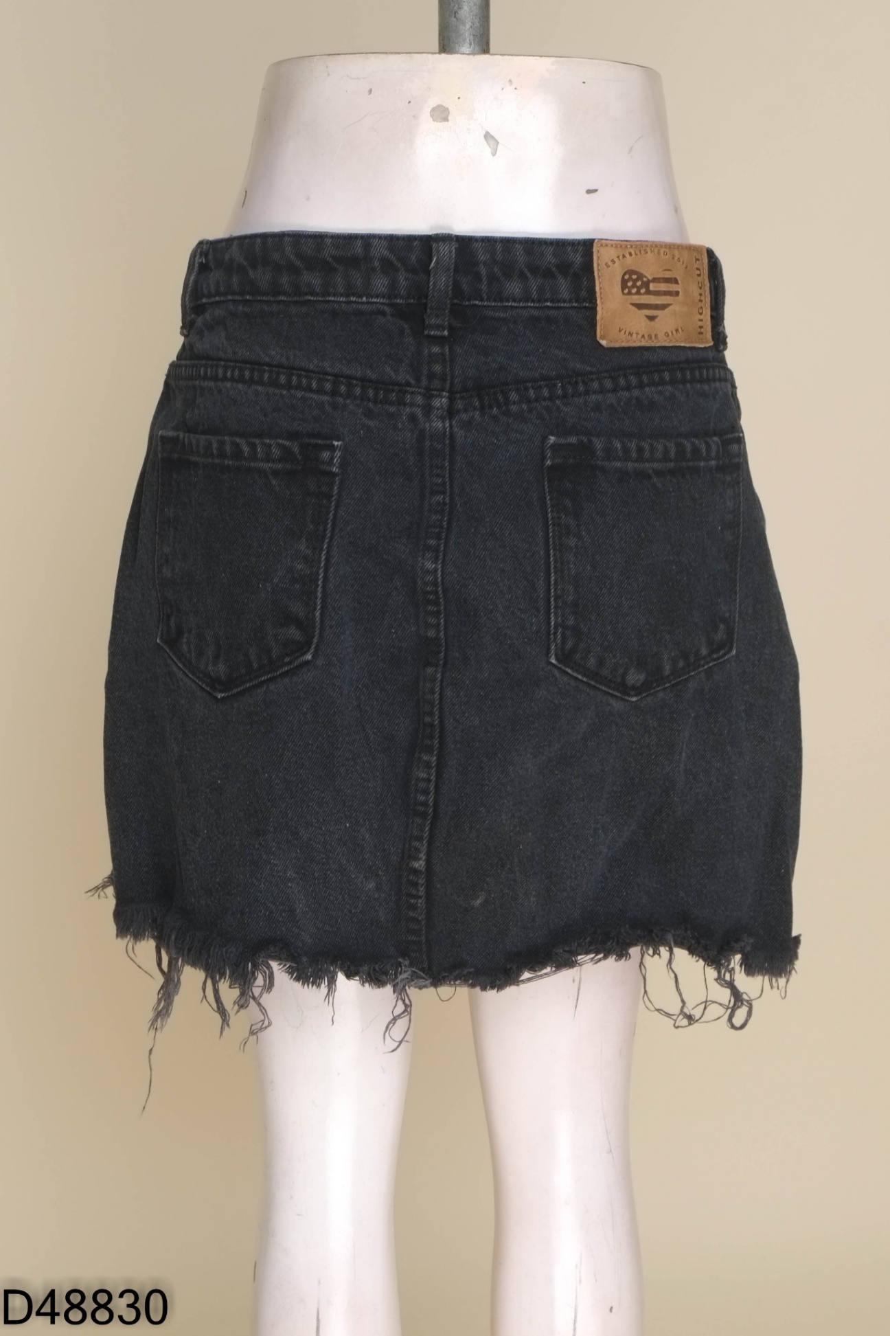 Chân váy HIGHCUT jeans đen xám