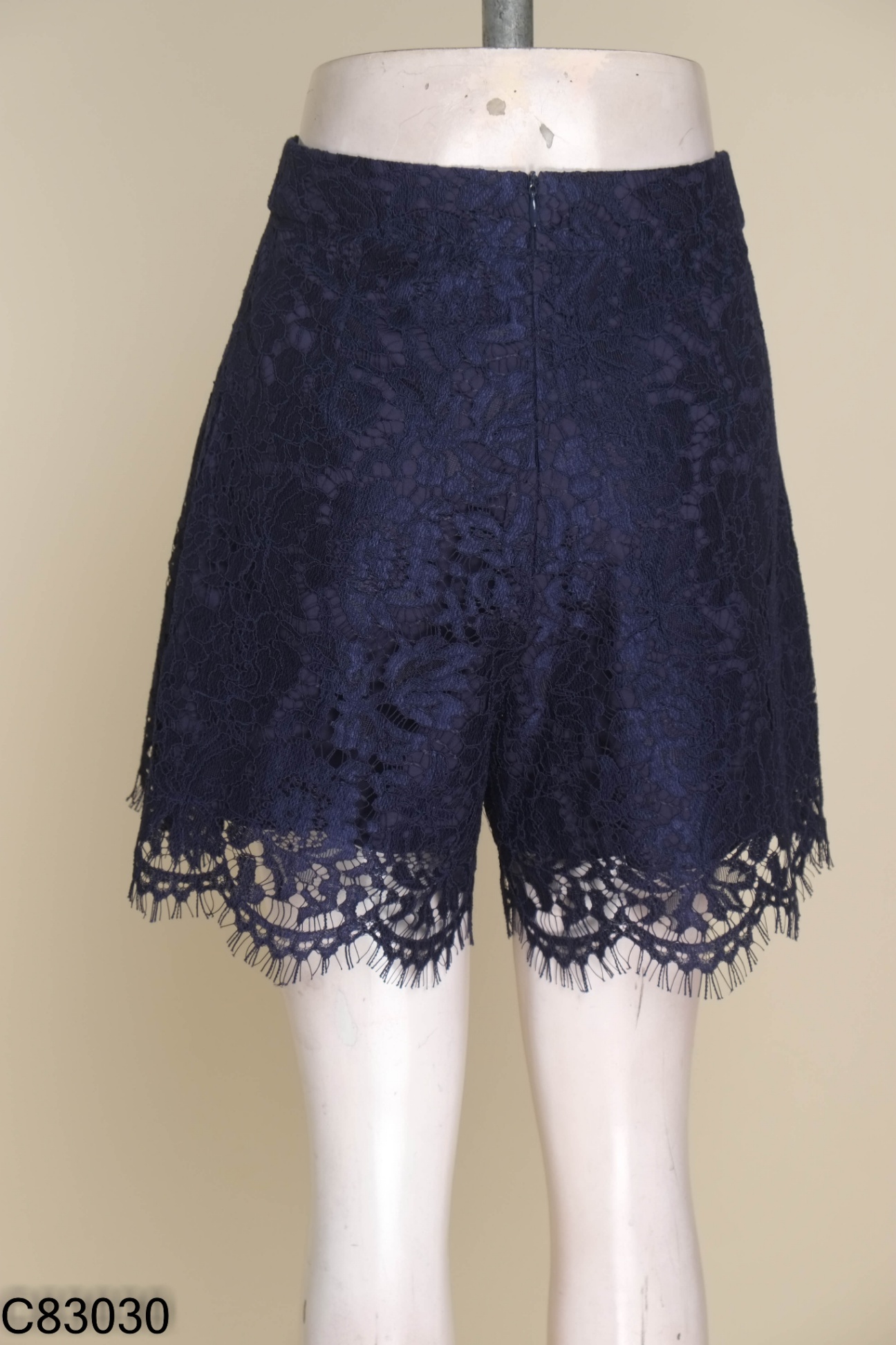 Quần shorts VIET HOANG BICH ren xanh than