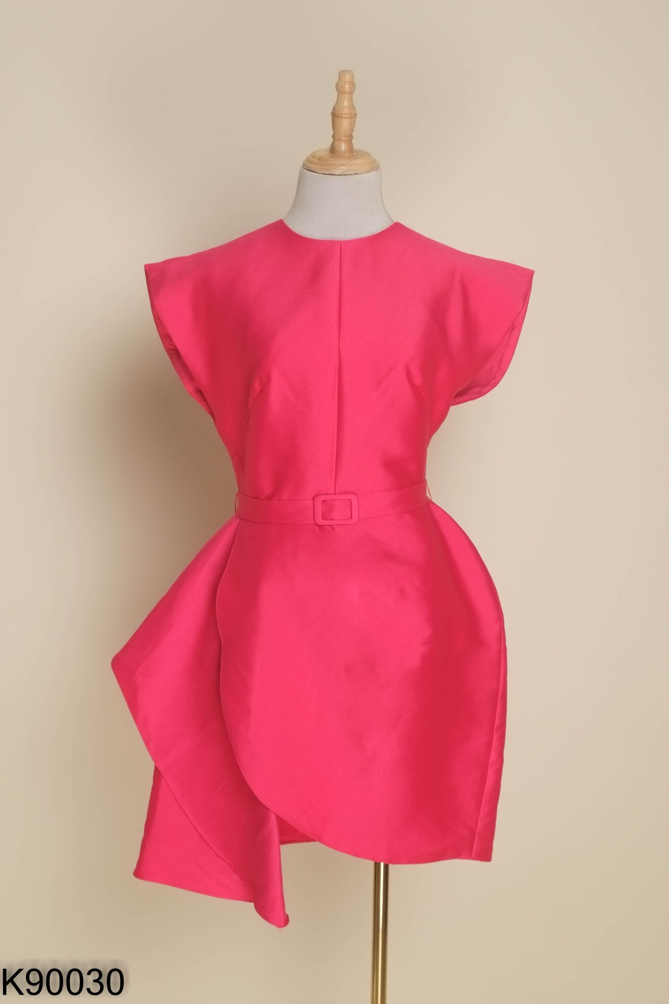 Váy AMY STORE taffa hồng sát nách