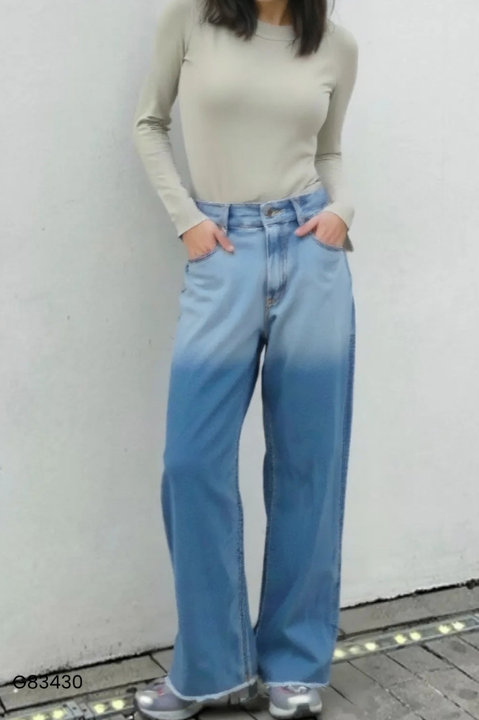 Quần jeans ADORE DRESS xanh loang