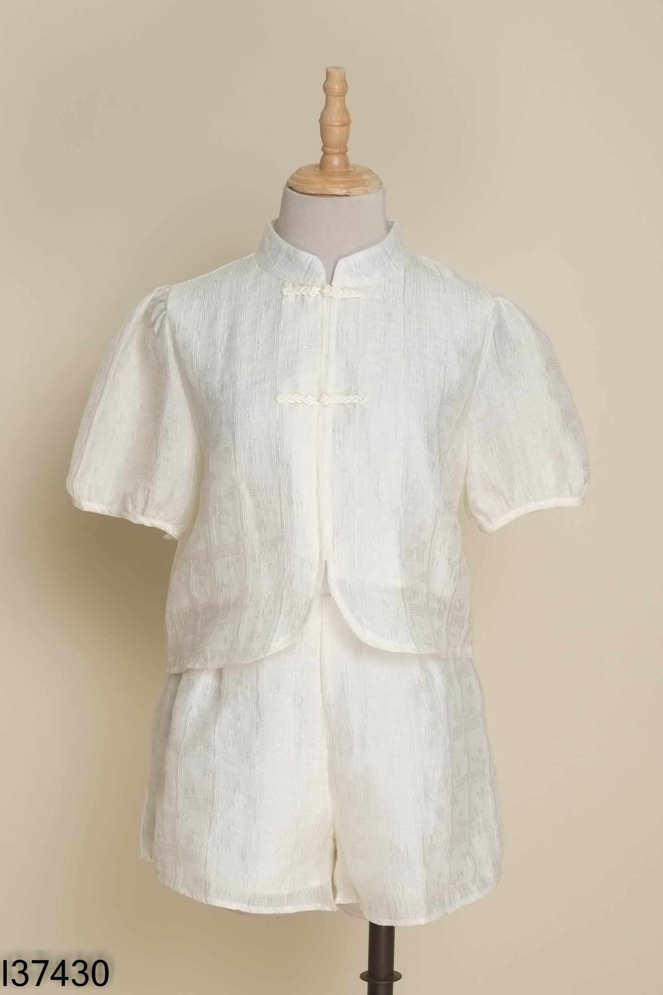 Set Áo be cổ tàu + quần shorts