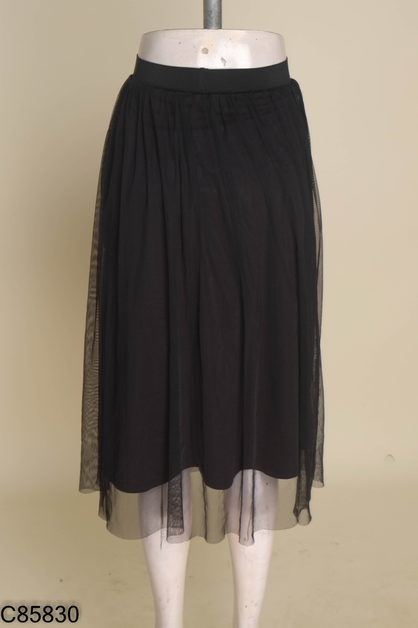 Chân váy HM lưới đen