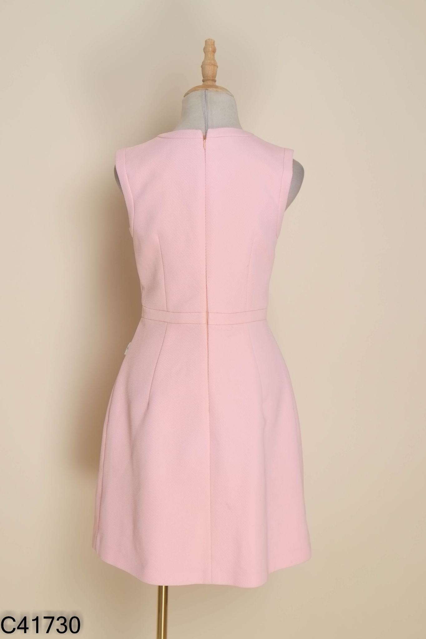 Váy IVY MODA hồng sát nách