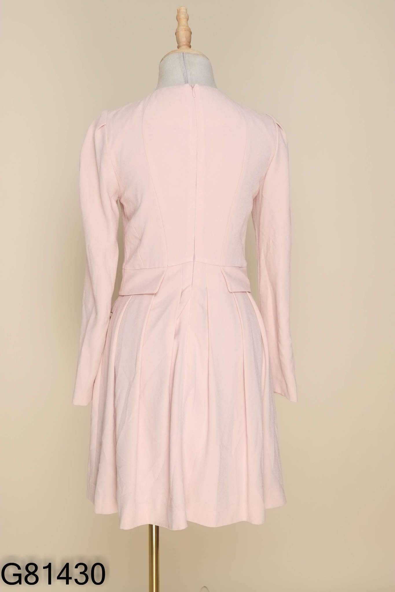 Váy hồng IVY MODA chiết ly