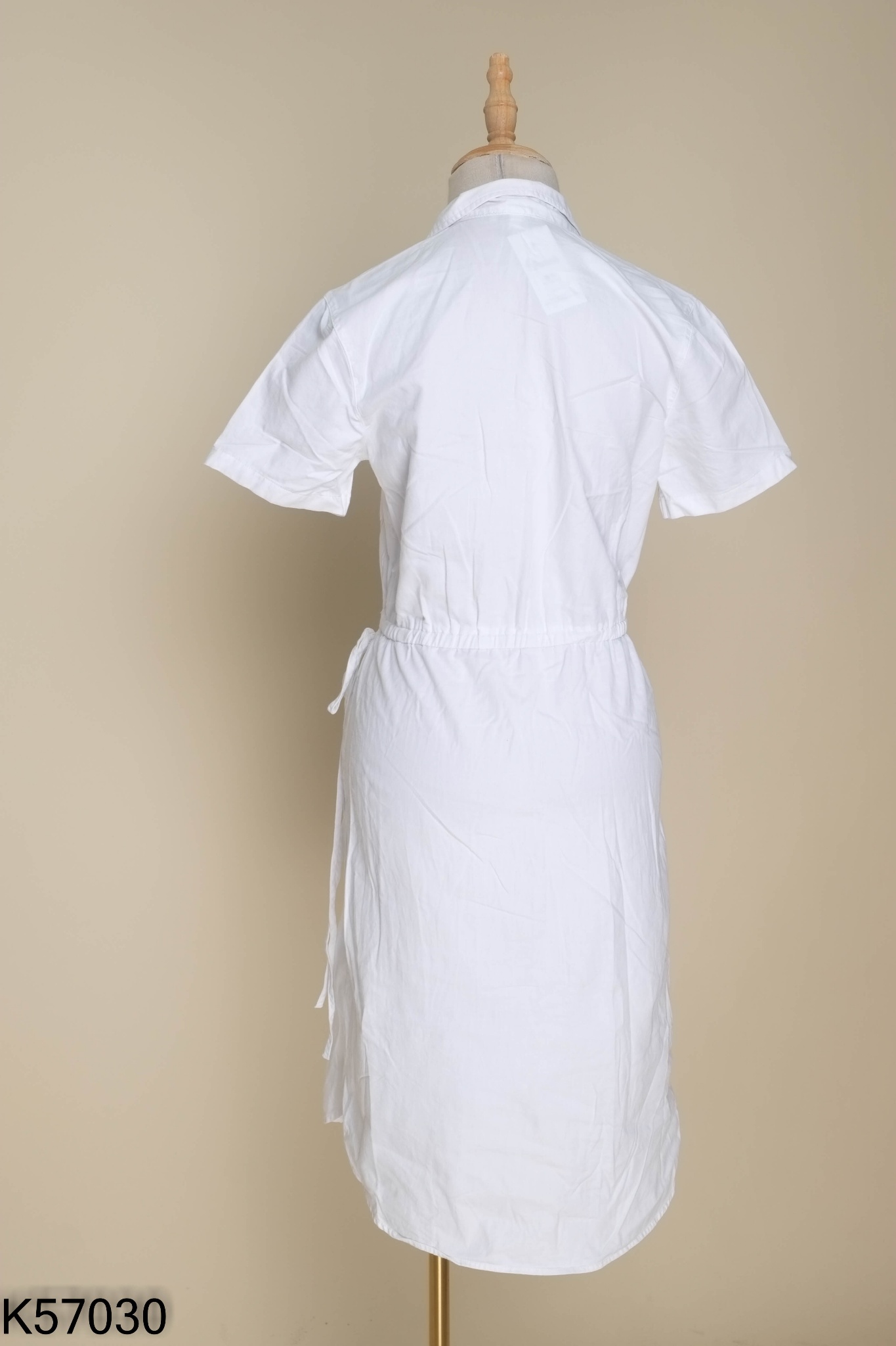 Váy MISS BLUE trắng cộc tay