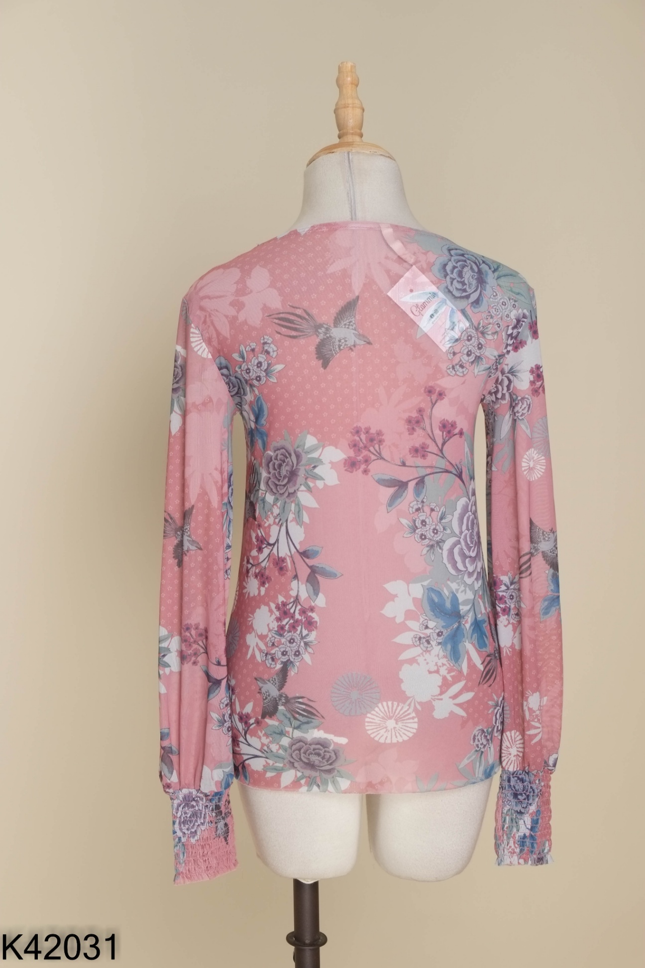 Áo STRADIVARIUS lưới hồng hoa