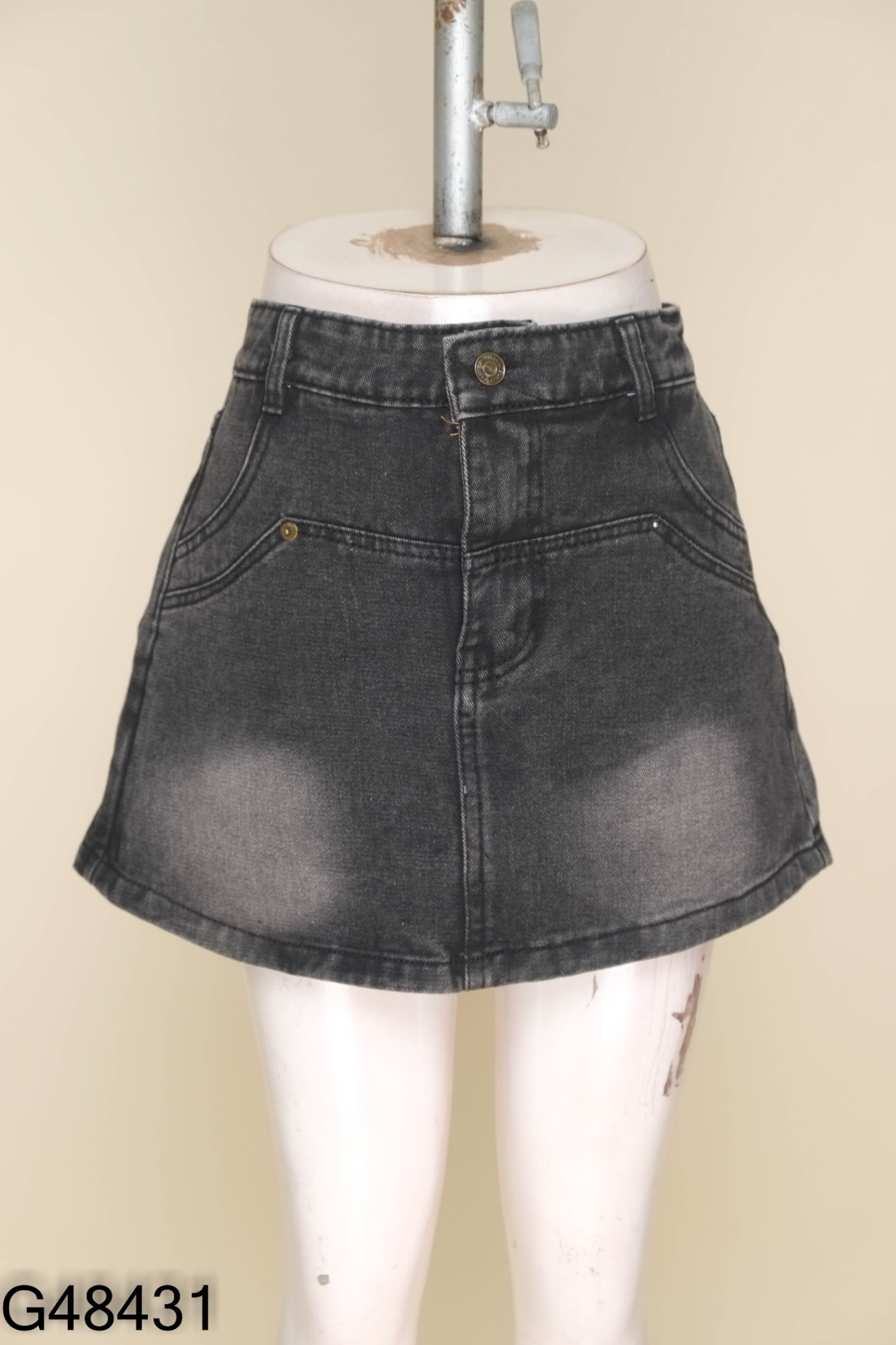 Chân váy jeans đen xám