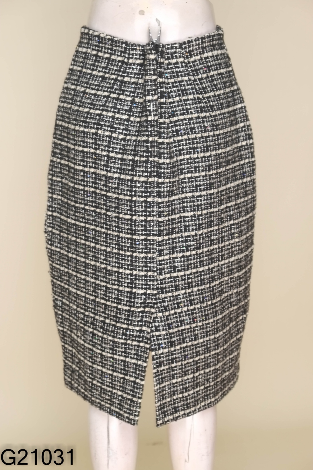 Chân váy MINZ dạ đen ánh nhũ