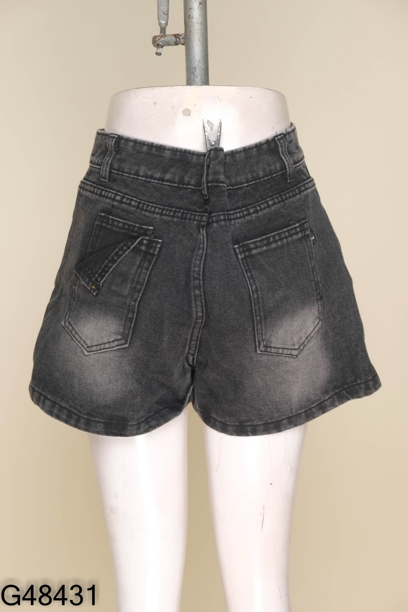 Chân váy jeans đen xám