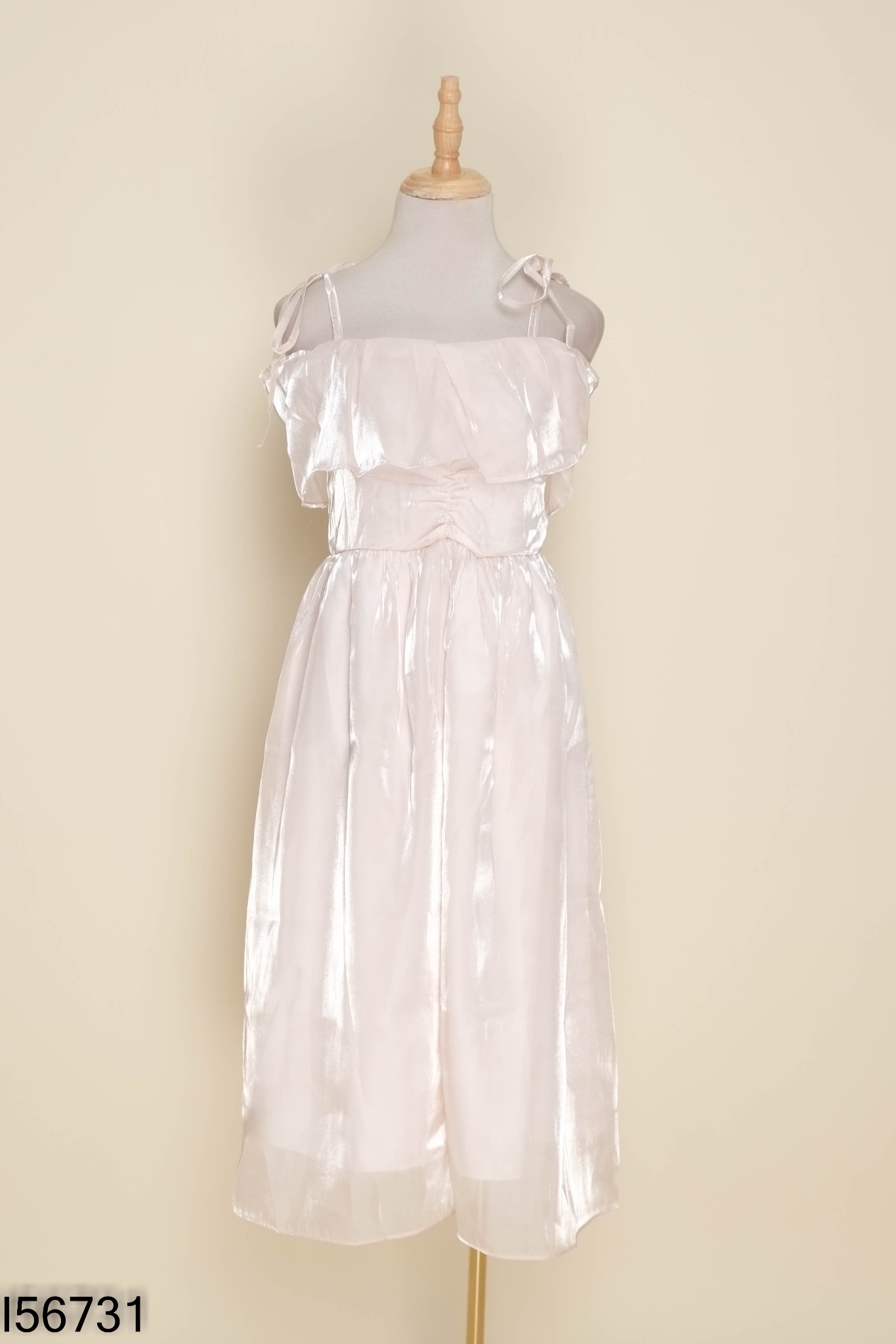 Váy organza hồng nhạt