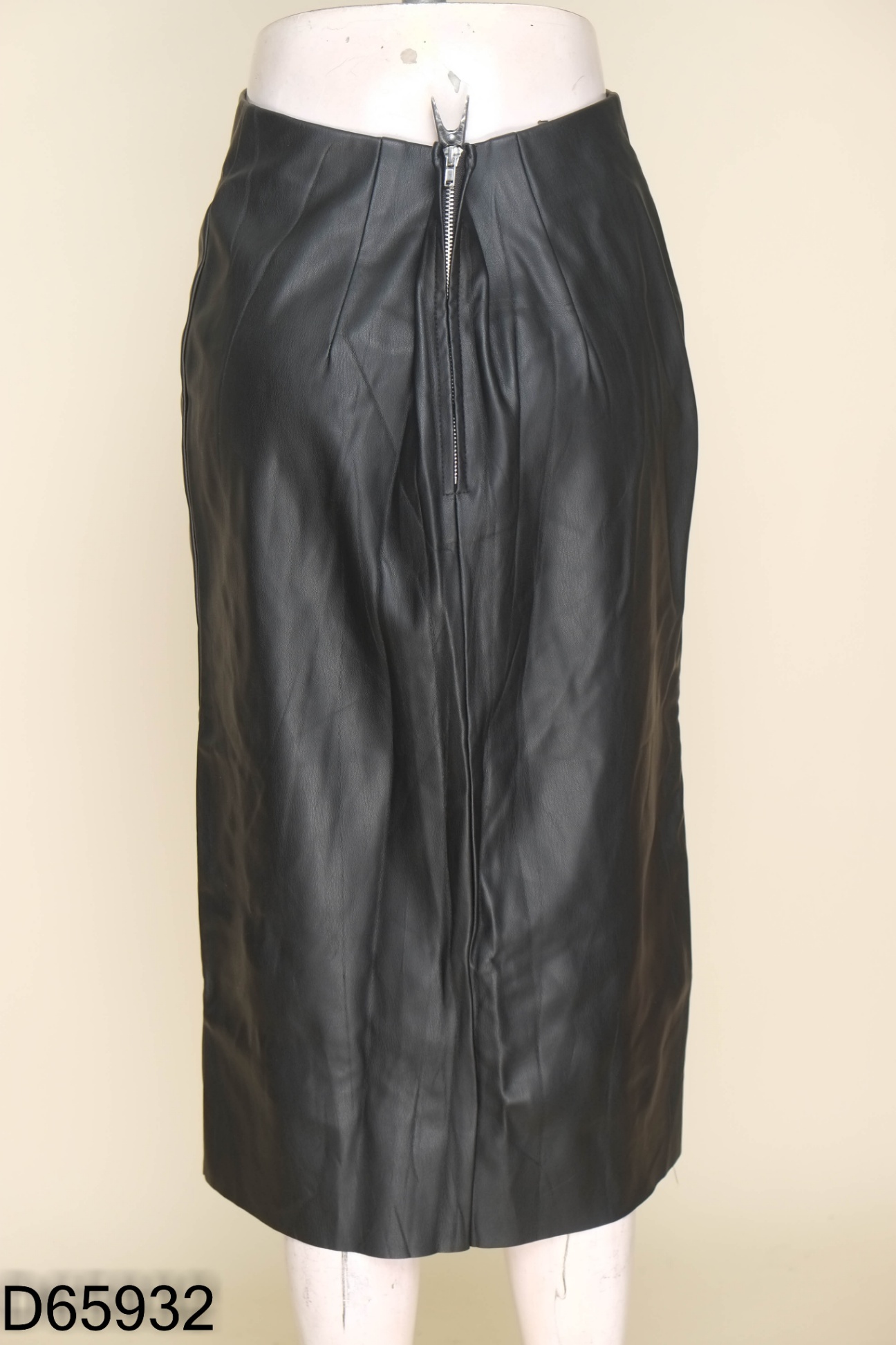 Chân váy HM da đen