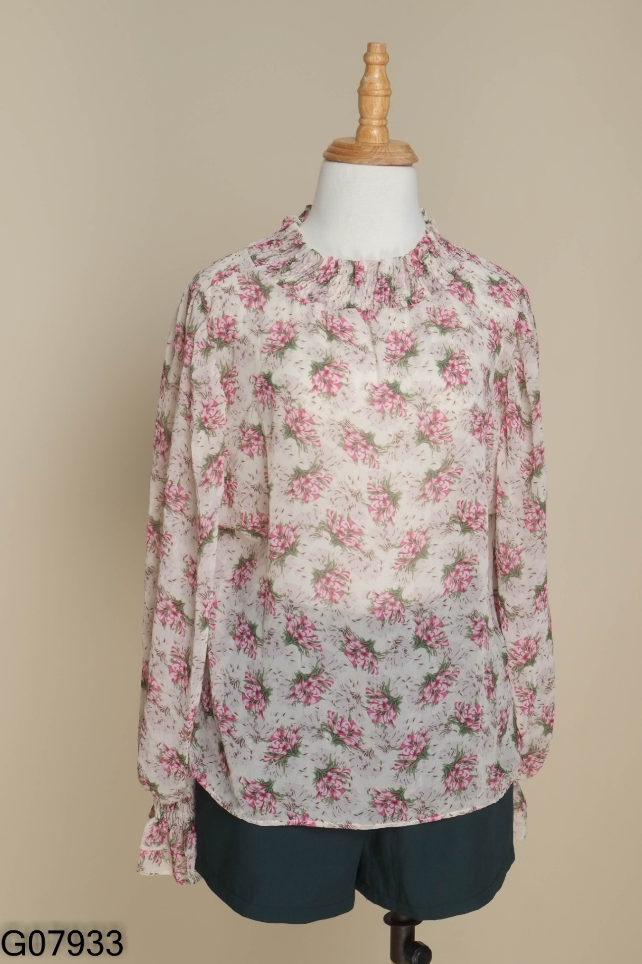 SET Áo be dài tay + quần short xanh