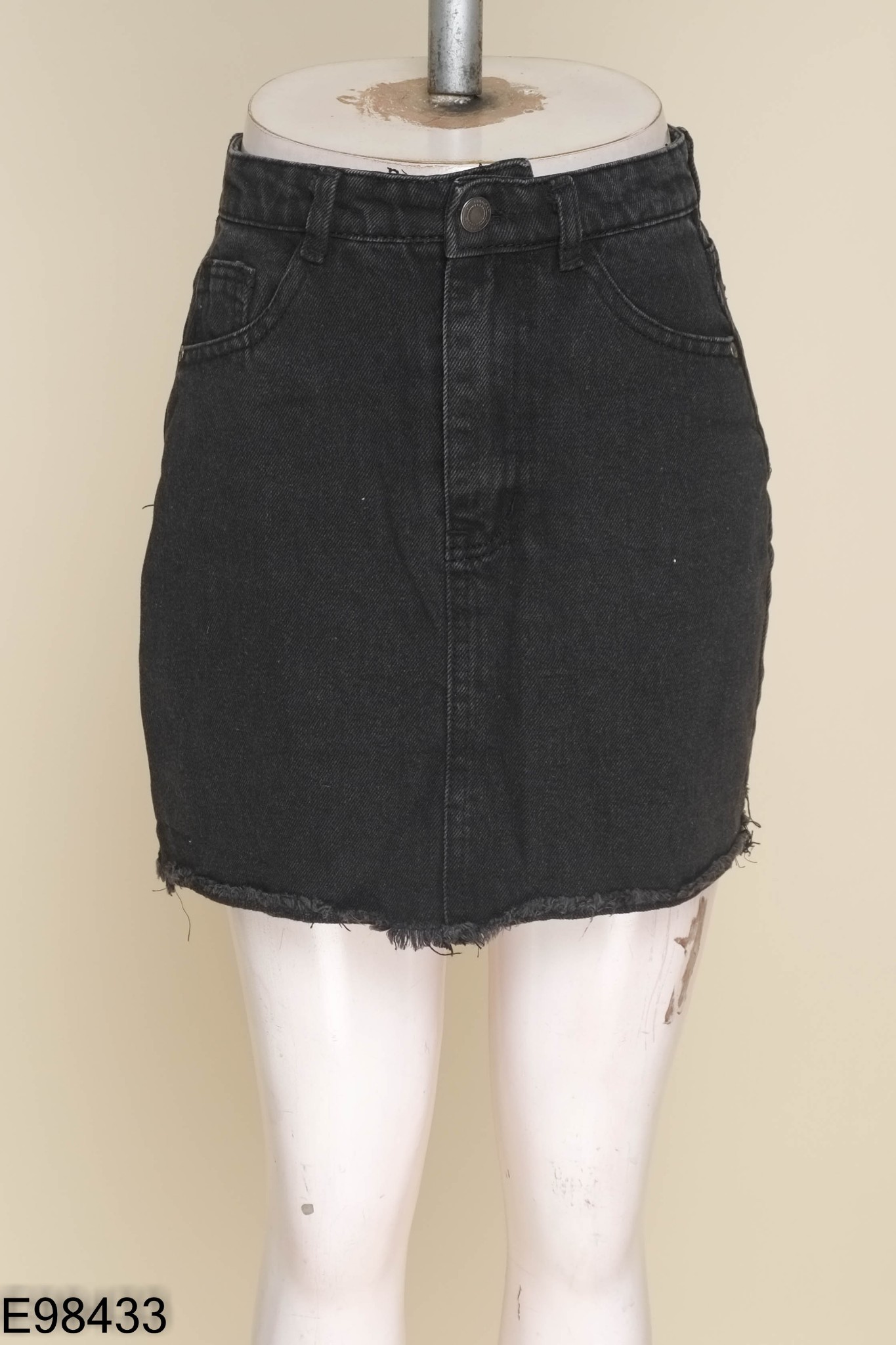 Chân váy TÍ NGOAN jeans đen