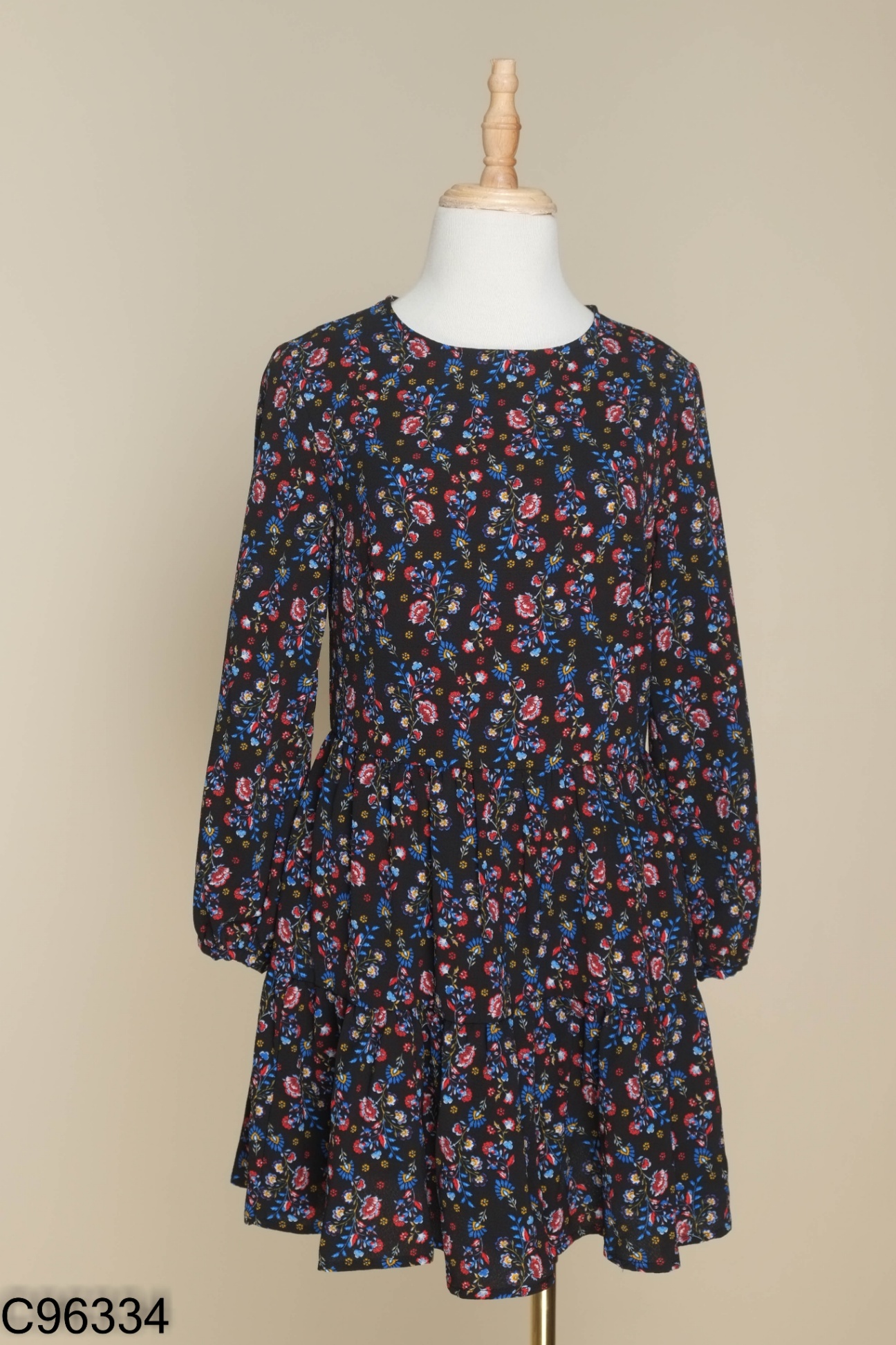 Váy babydoll NEWLOOK đen hoa