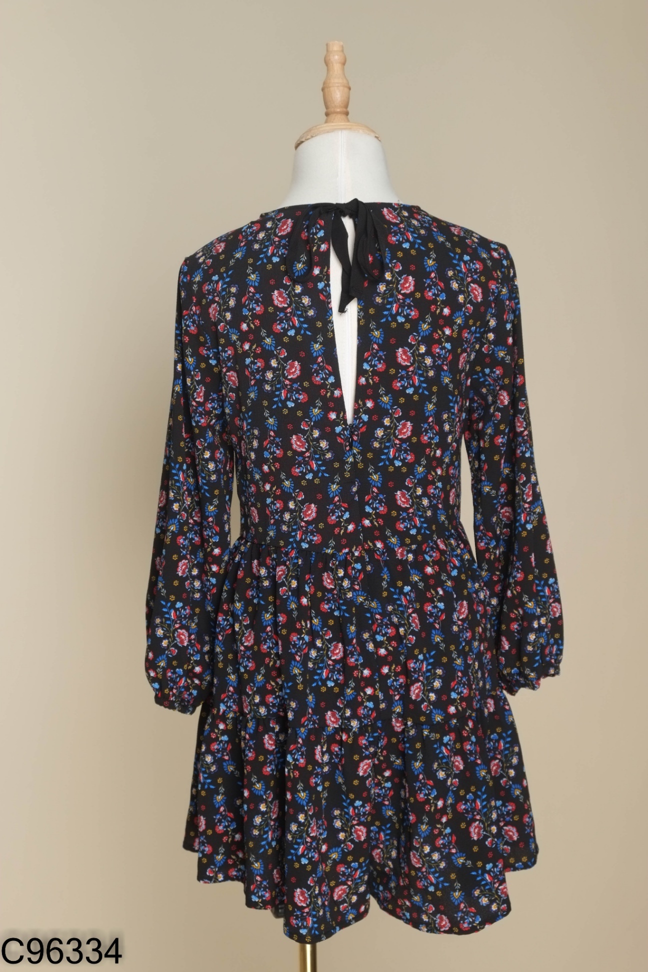 Váy babydoll NEWLOOK đen hoa