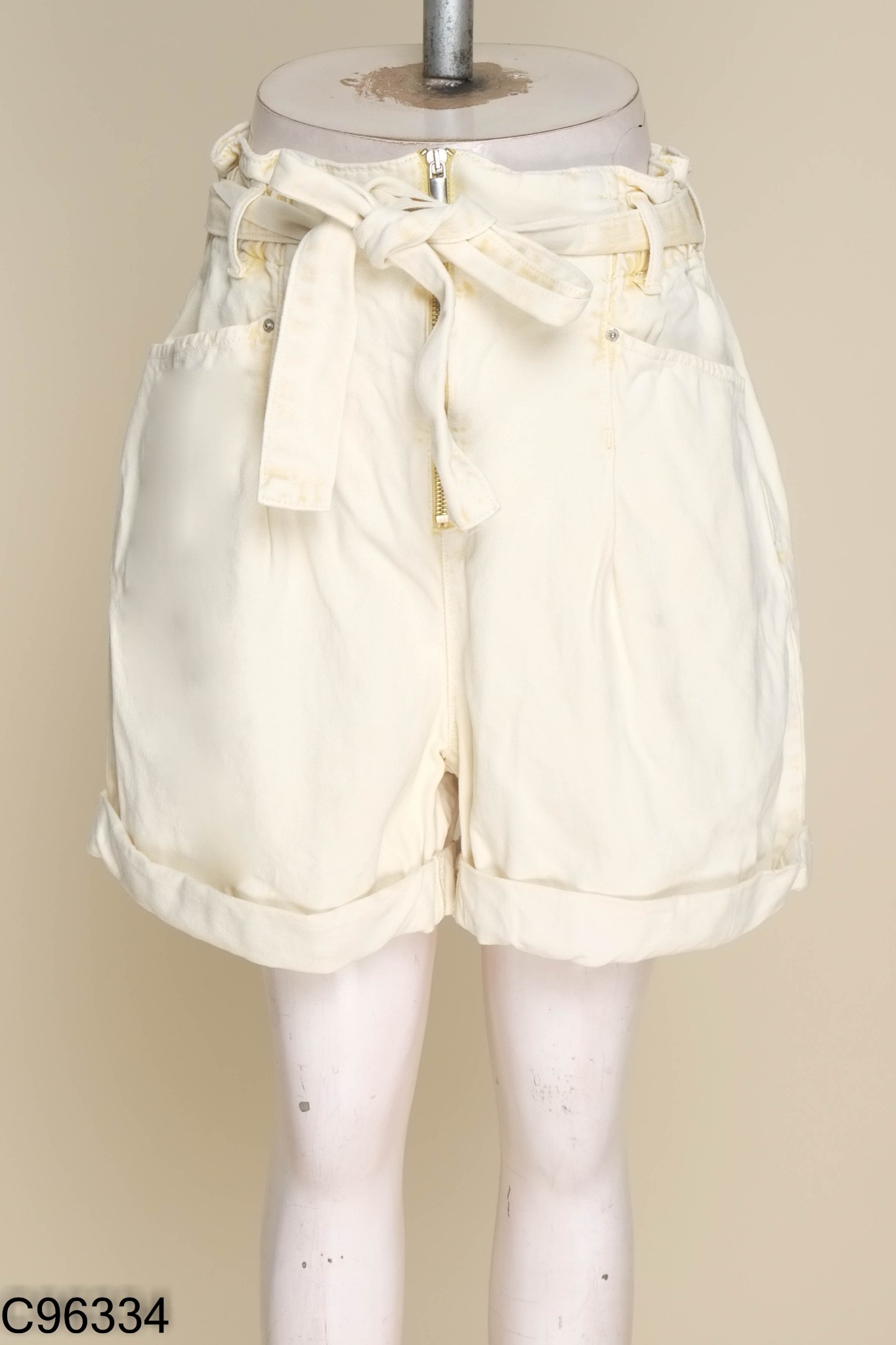 Quần shorts jeans MANGO be phối đai