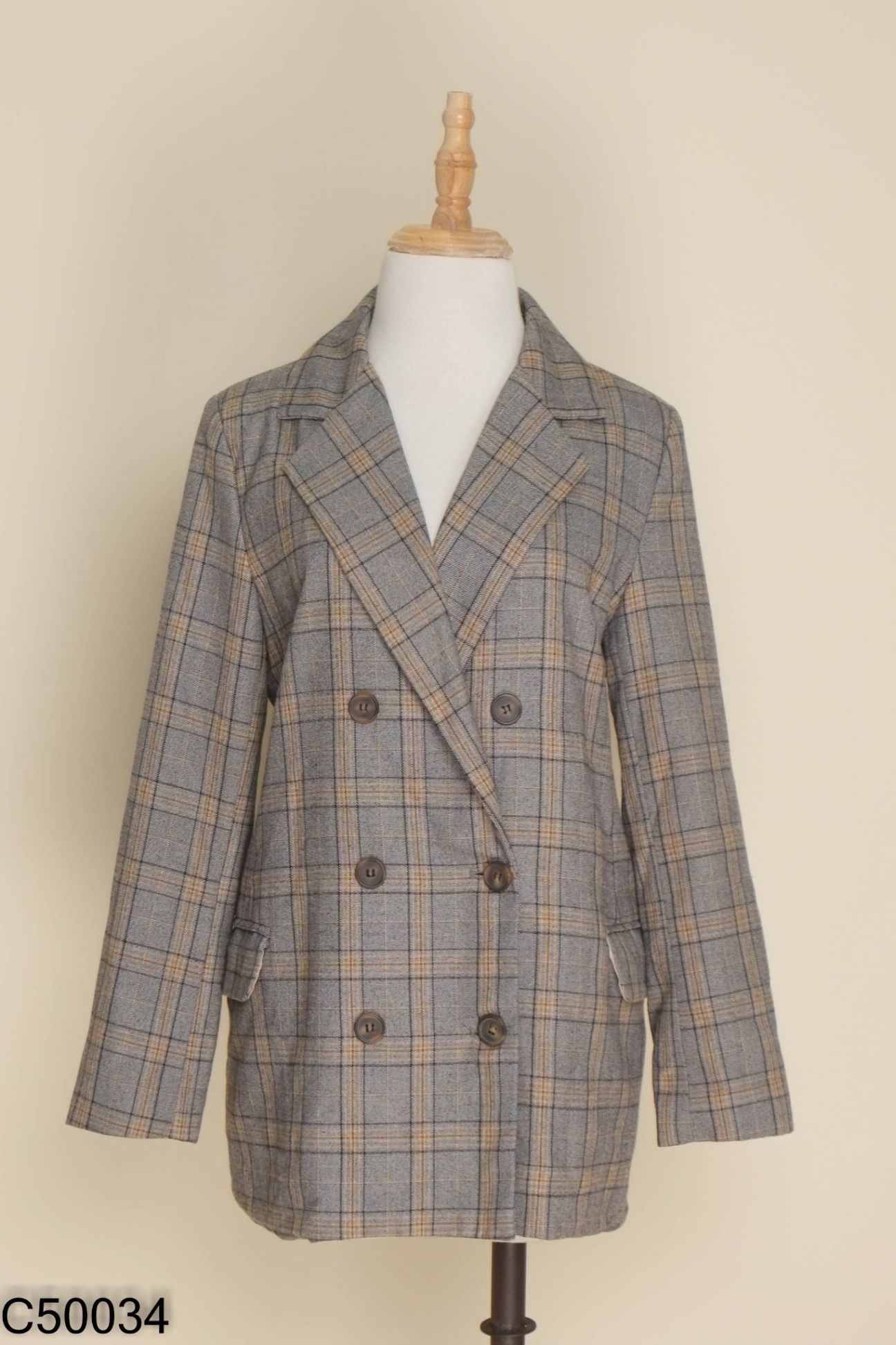 Áo blazer xám kẻ