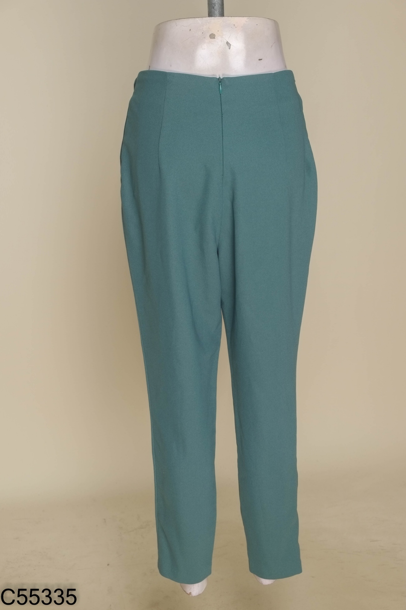 Quần 20AGIN vải xanh lá