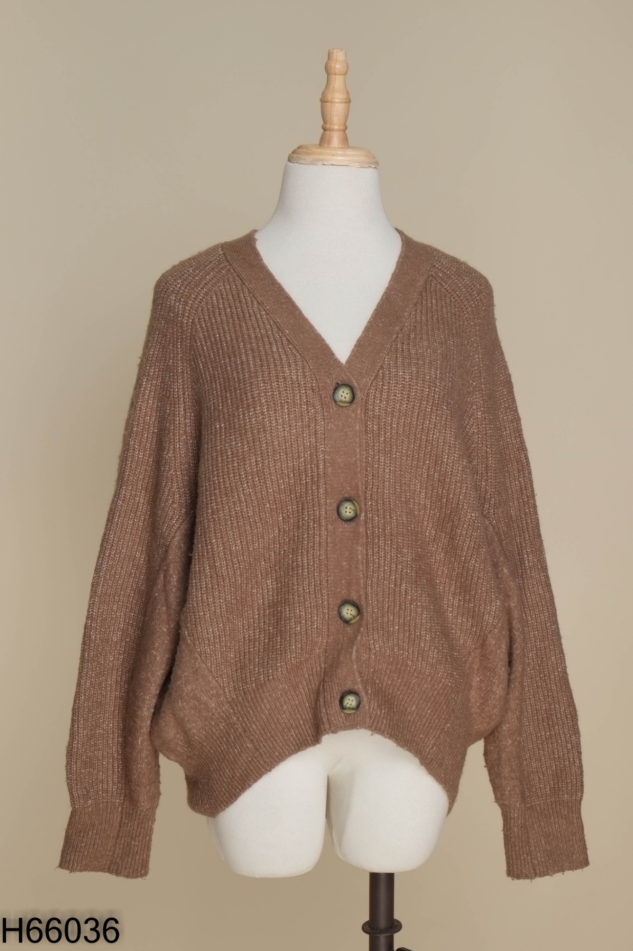 Áo cardigan GU len nâu