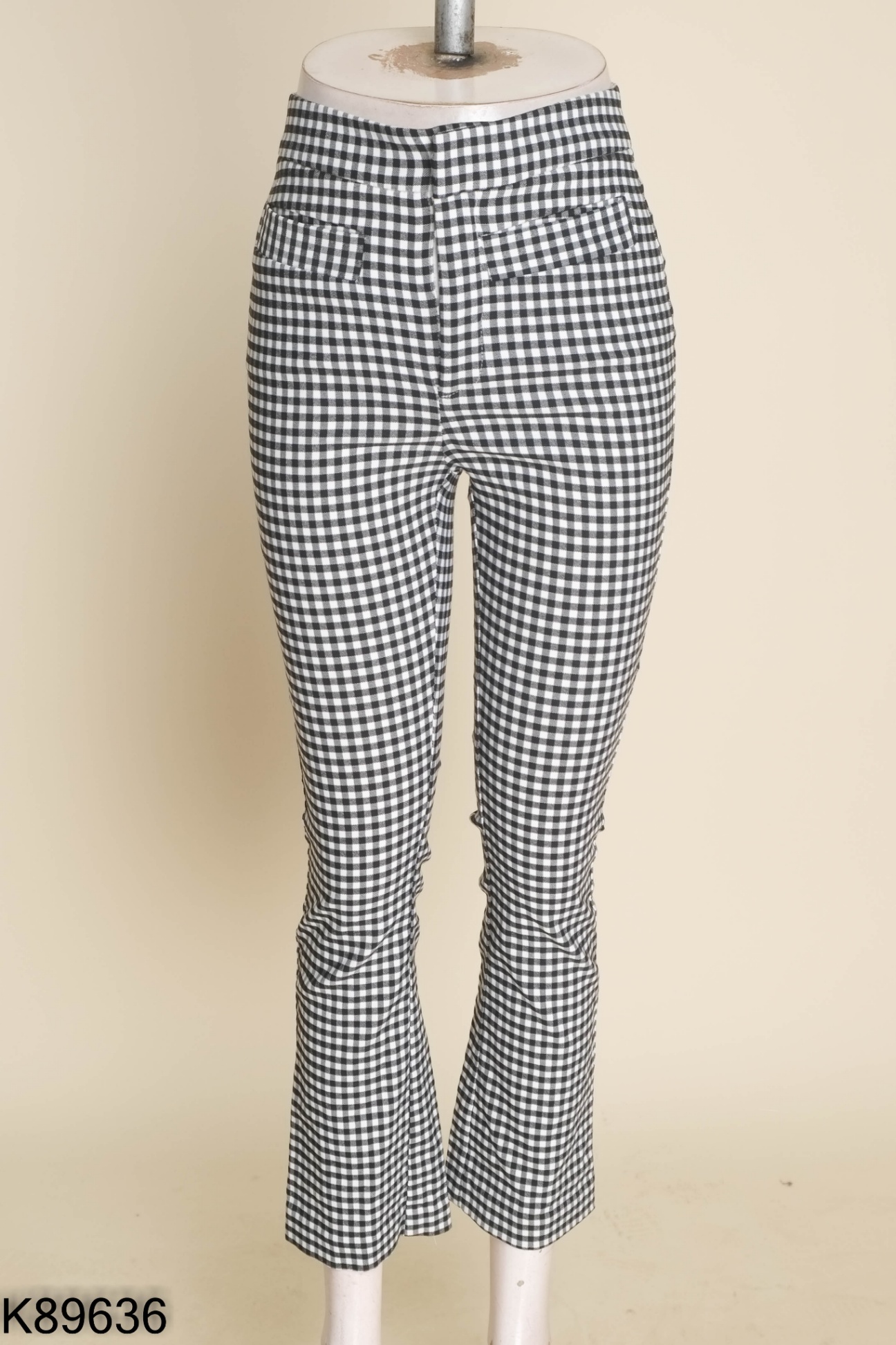 Quần Zara legging kẻ caro đen trắng