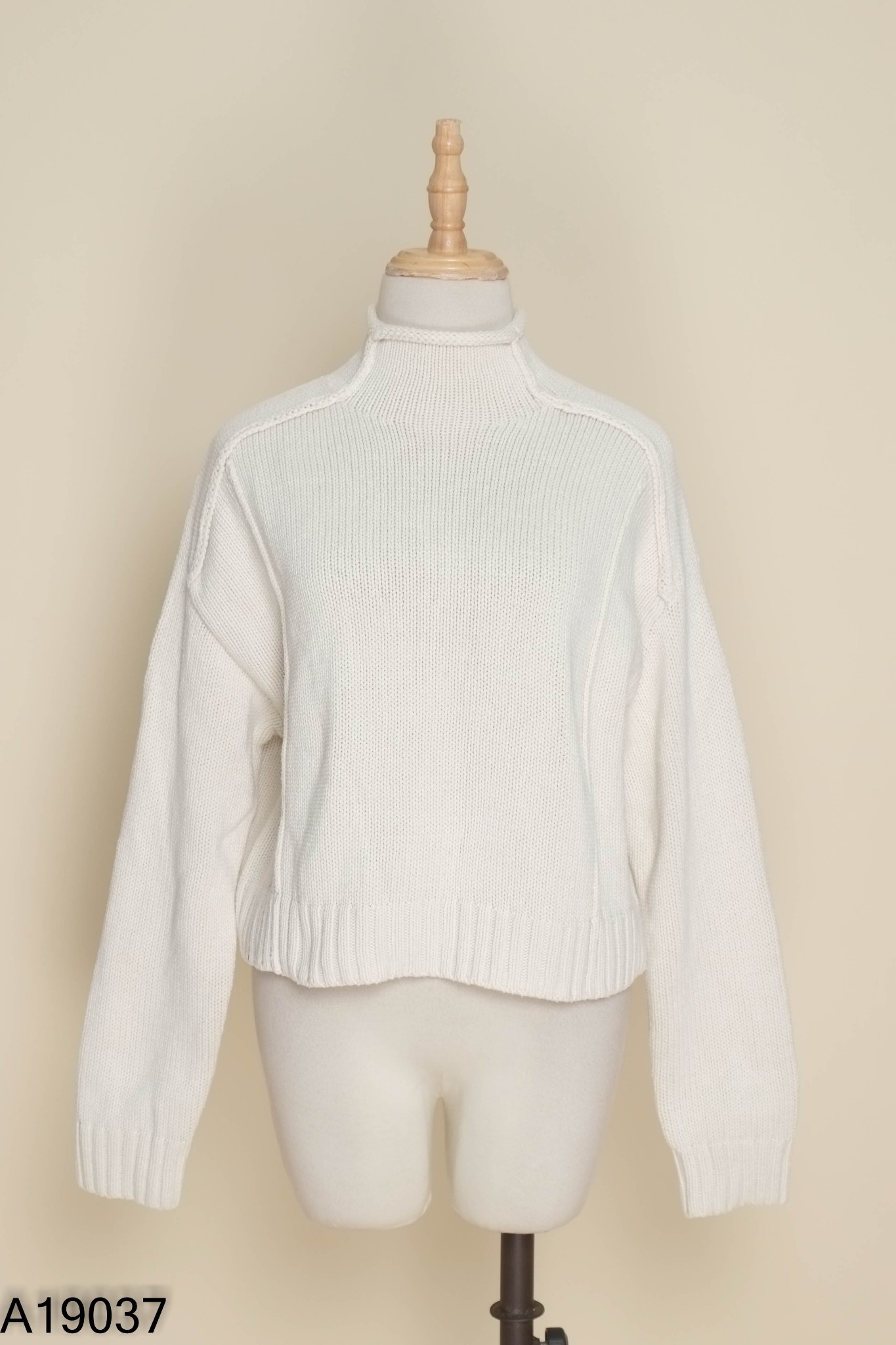 Áo len be ZARA cổ cao