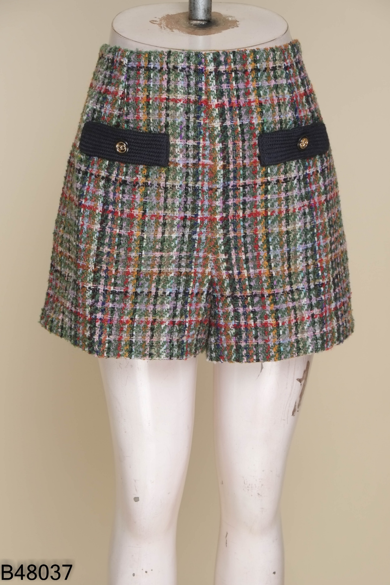 Quần shorts dạ xanh